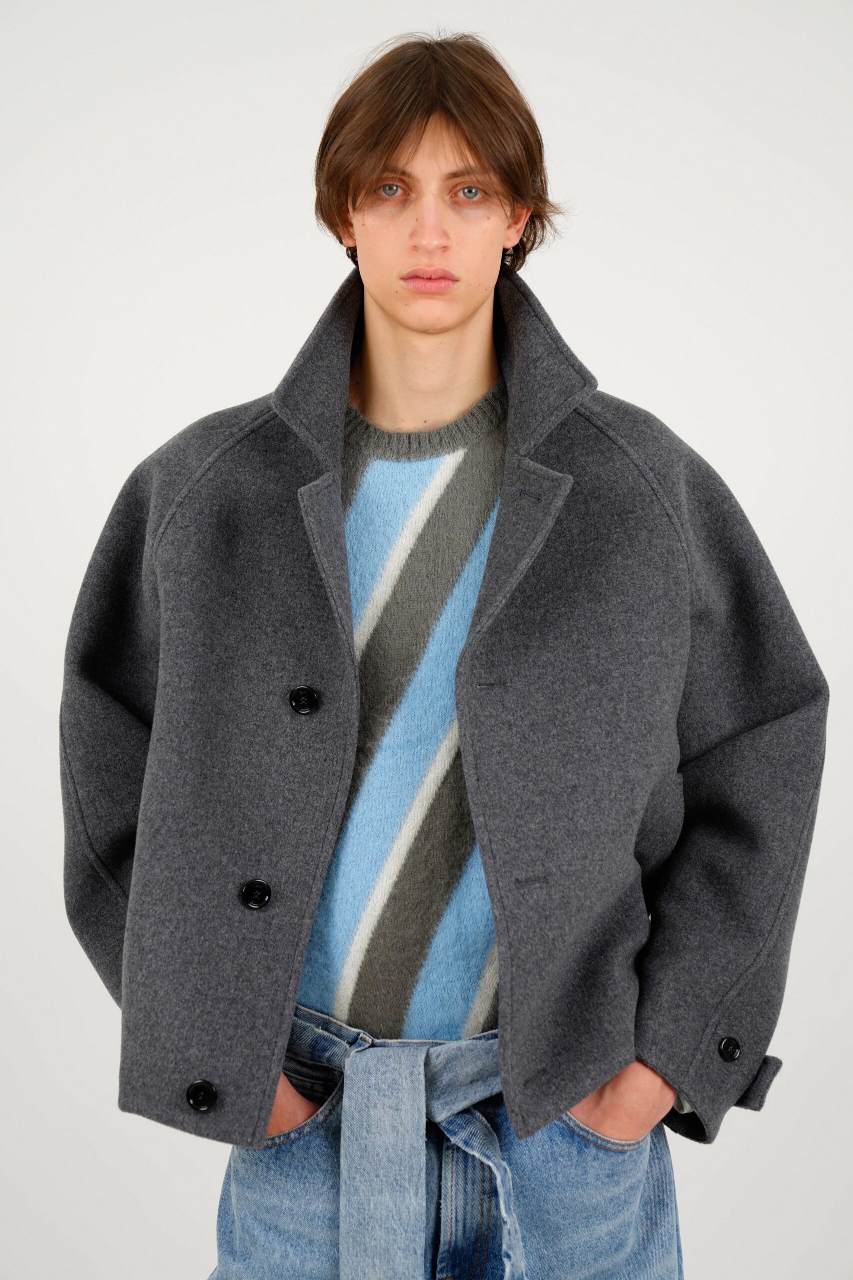 gray wool long-sleeve collared oversized buttoned jacket
