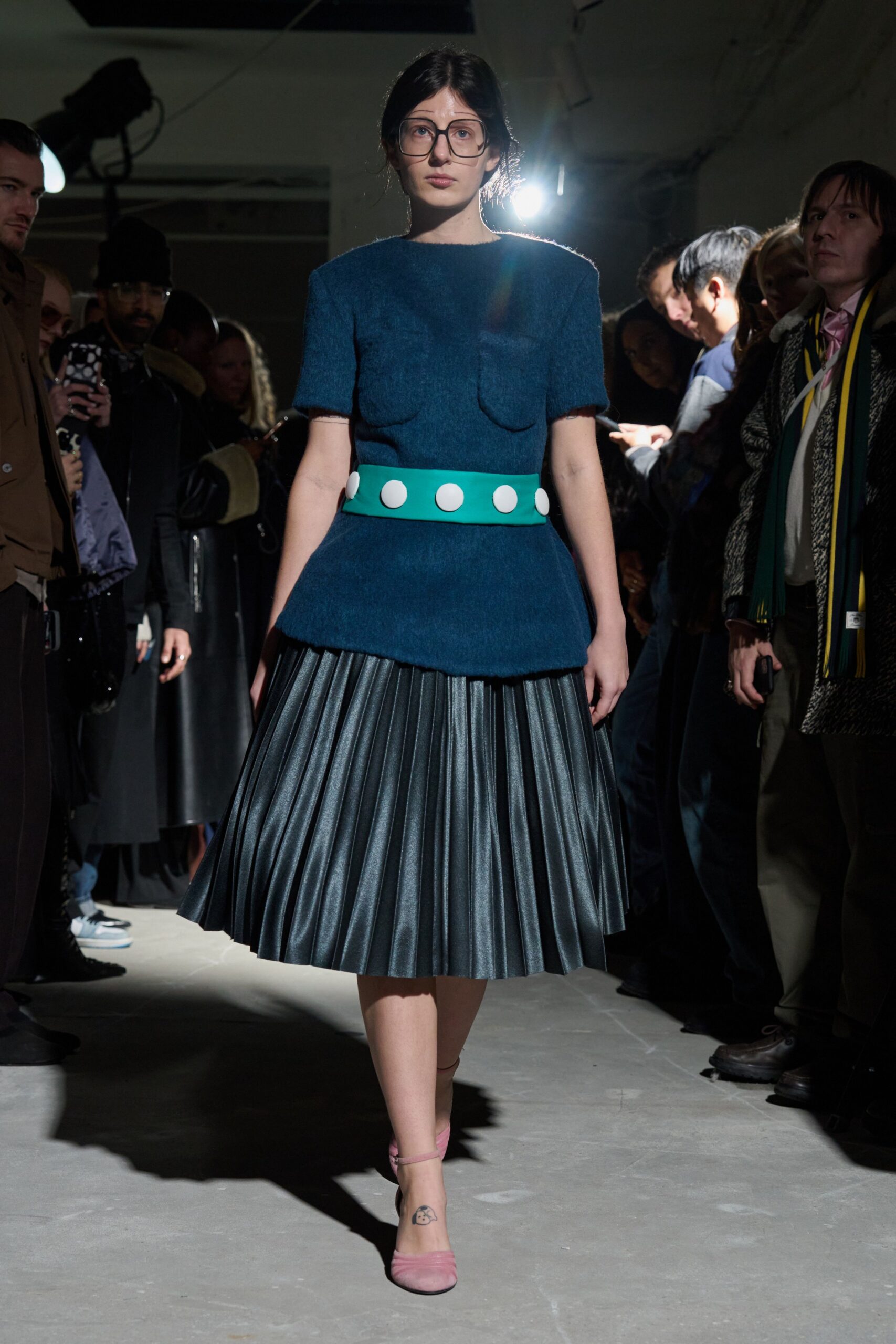 green buttoned belt