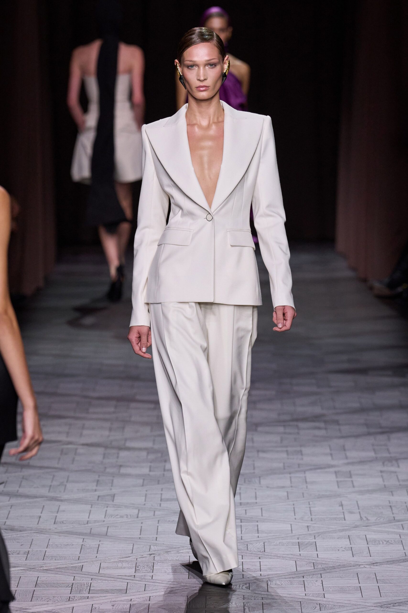 white silk long-sleeve v-neck tailored buttoned suit