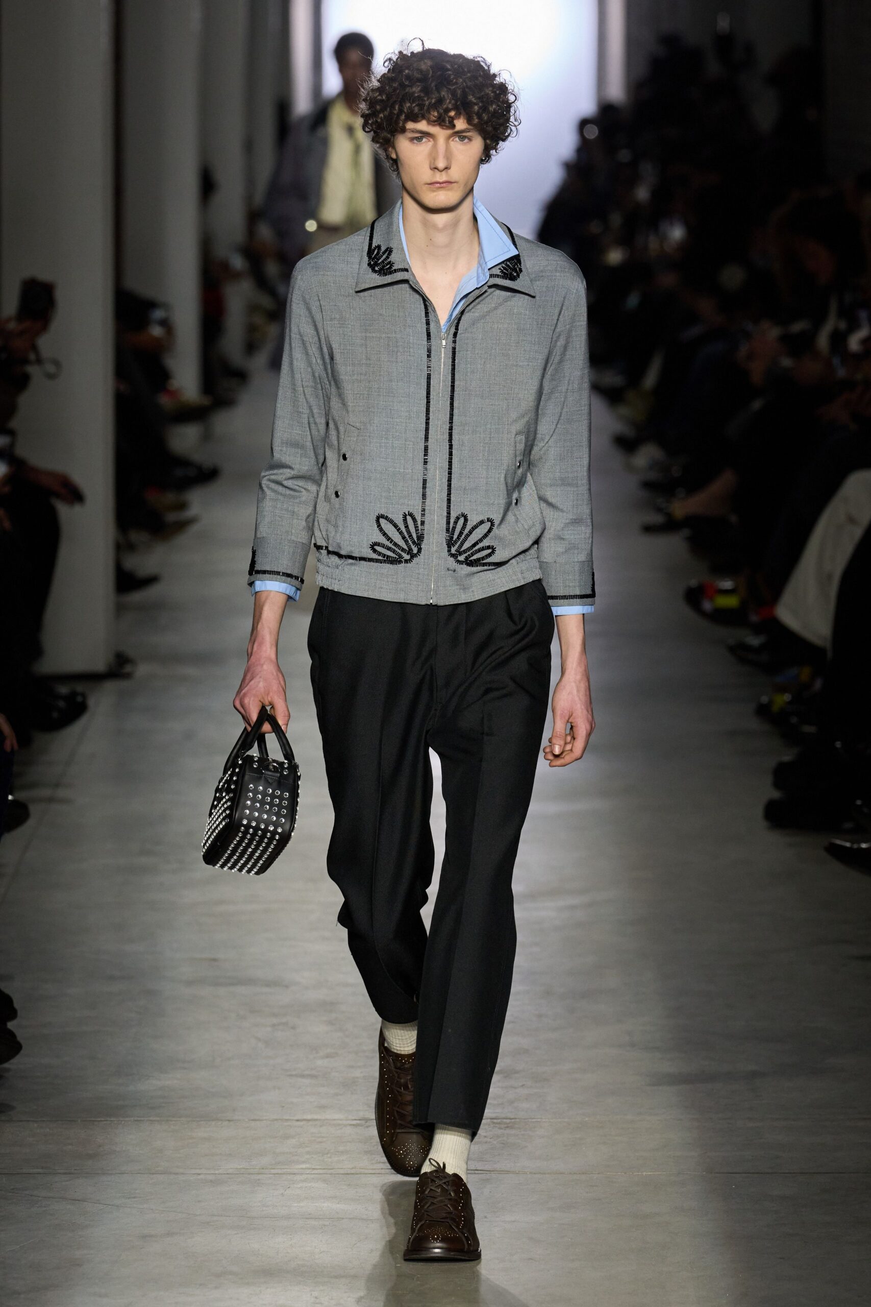 gray cotton long-sleeve collared fitted embroidered jacket