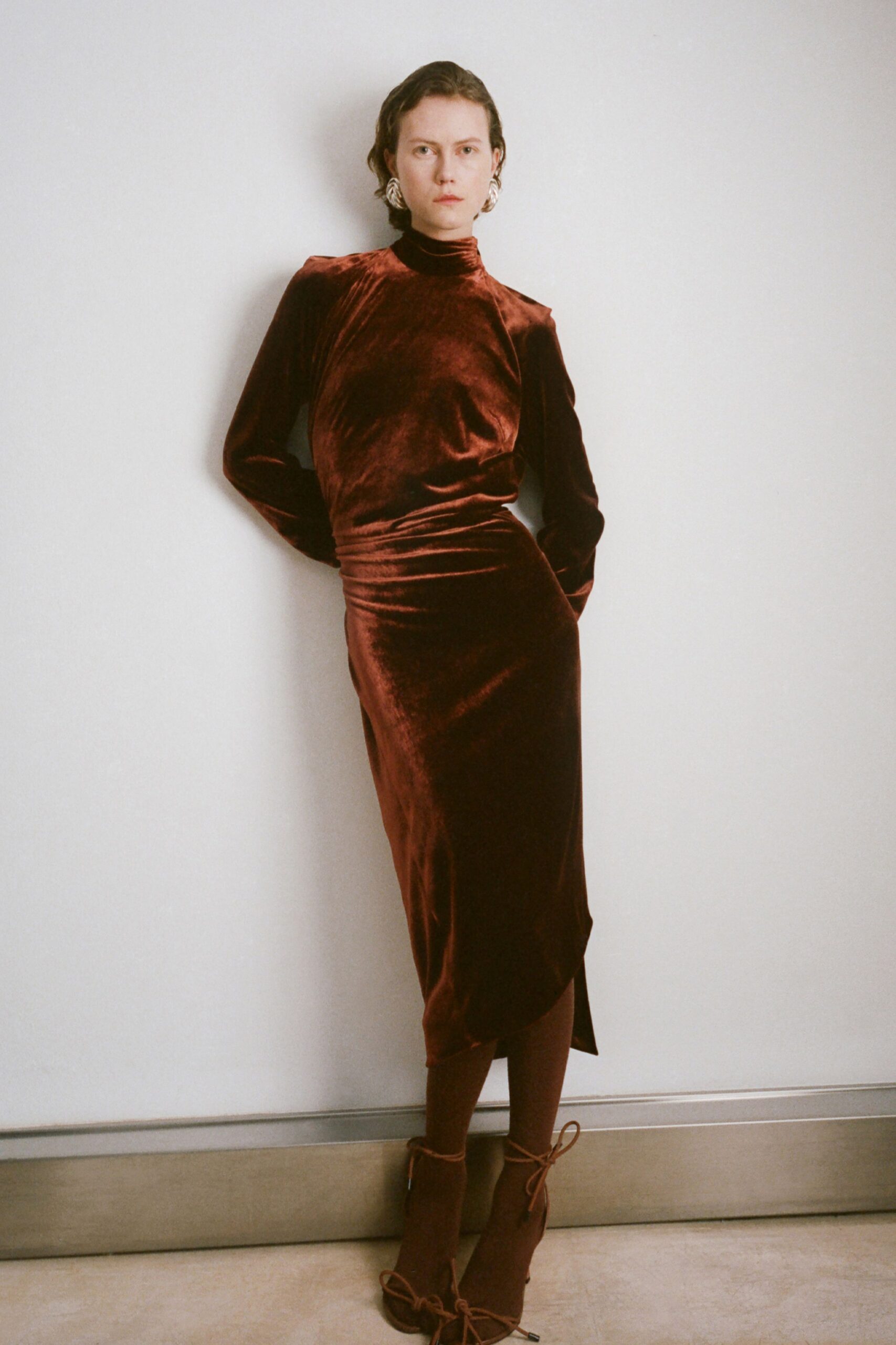 red velvet long-sleeve high-neck fitted ruched midi dress
