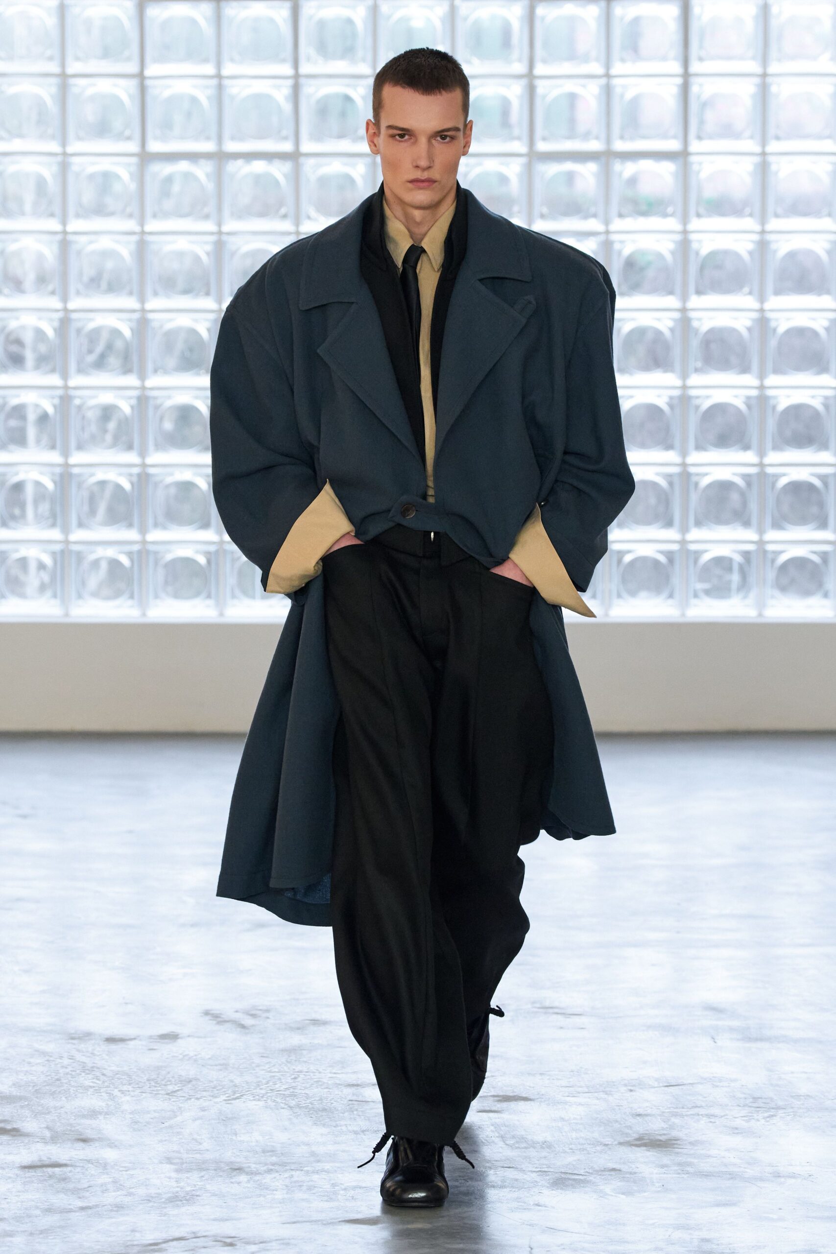 blue cotton long-sleeve collared oversized buttoned coat