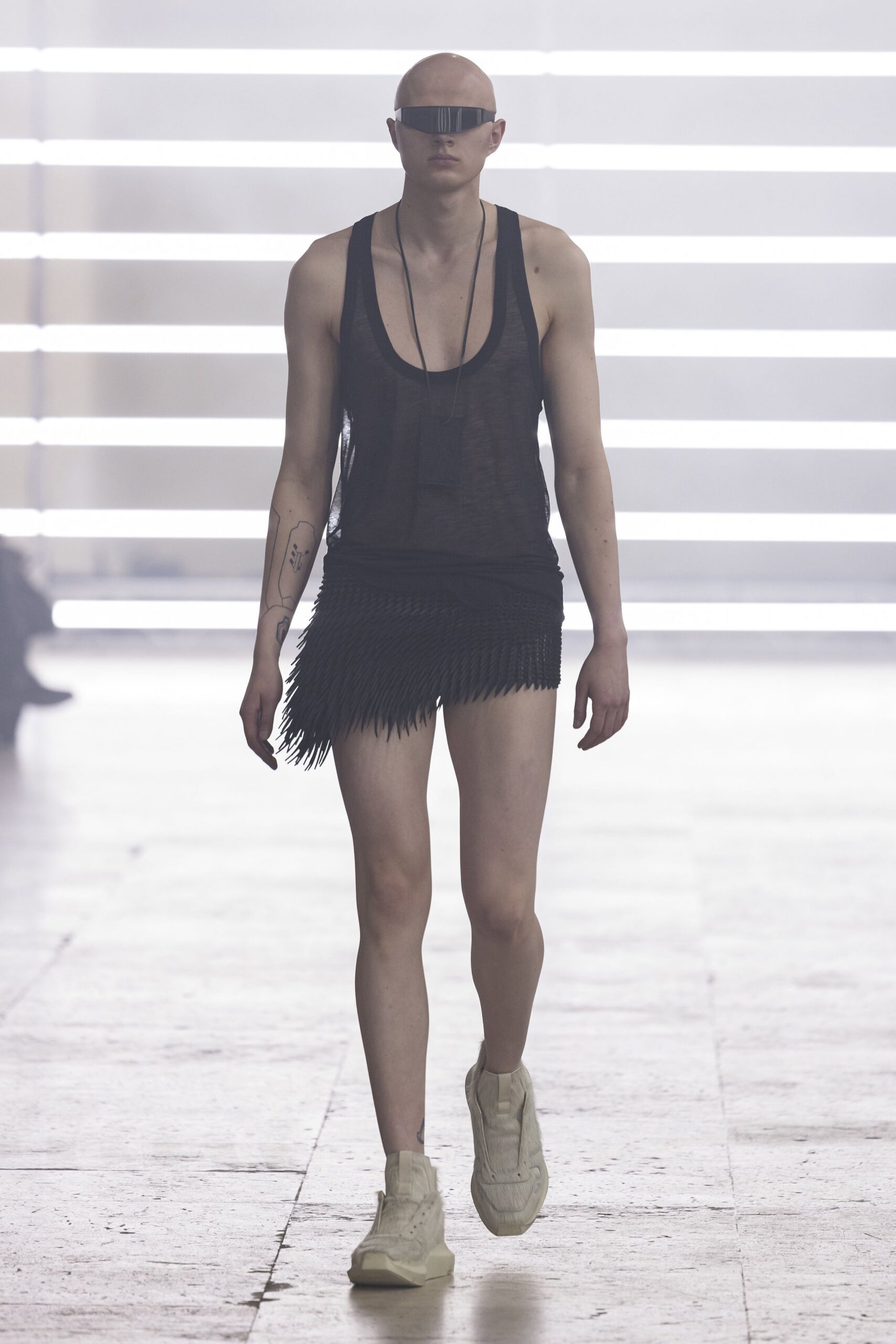 black cotton sleeveless v-neck fitted sheer tank-top