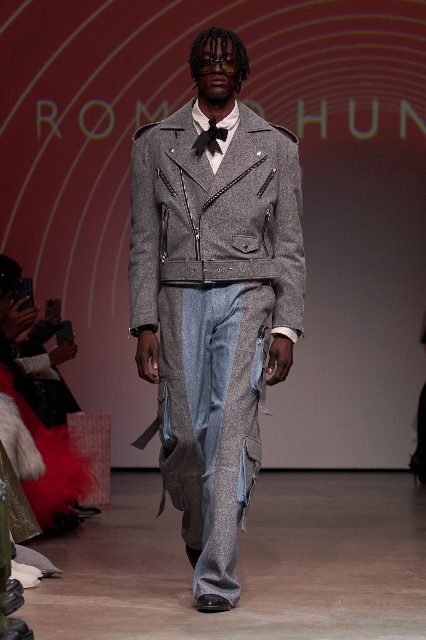 gray wool long-sleeve collared fitted zippered buttoned jacket