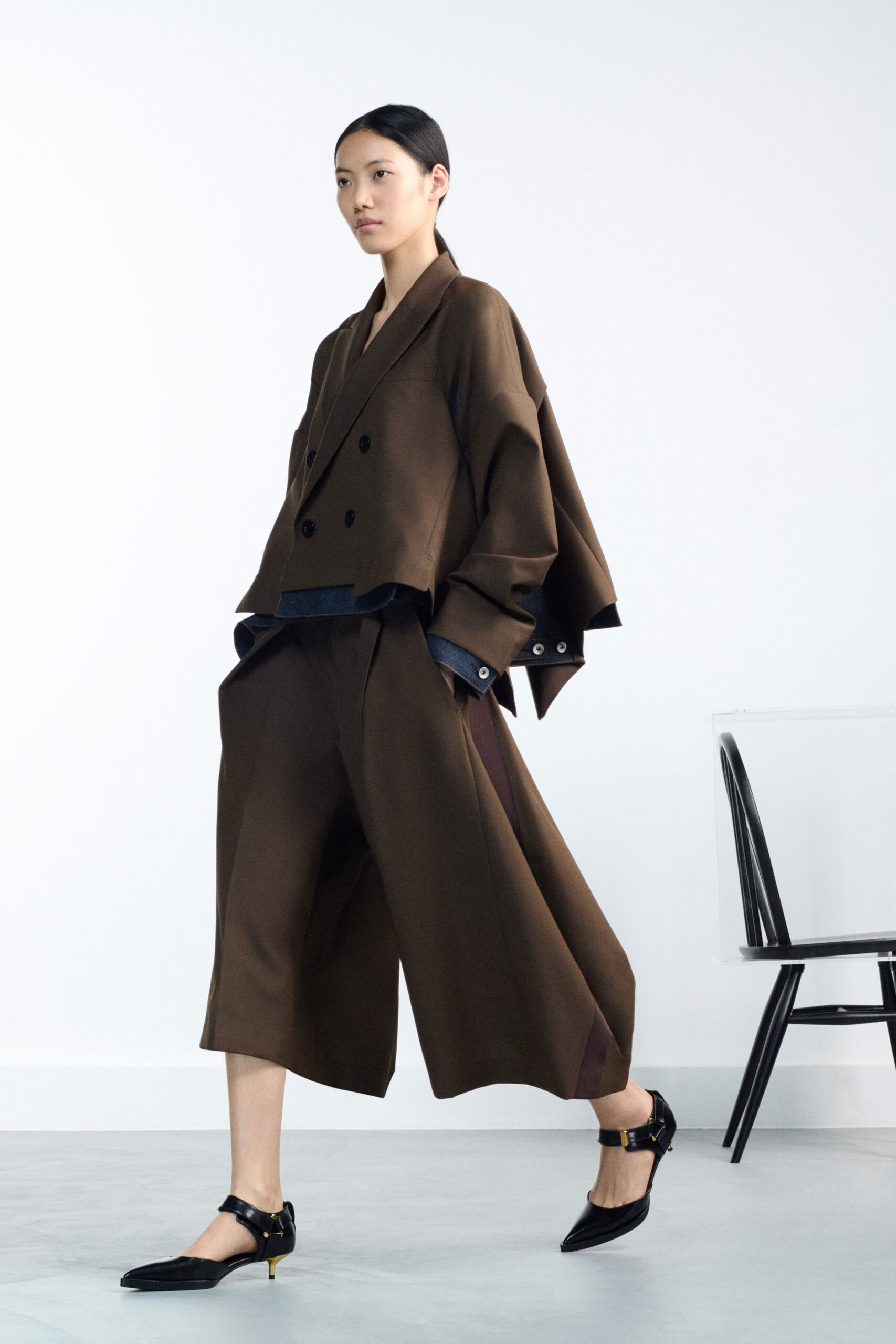brown wool long-sleeve collared oversized buttoned jacket