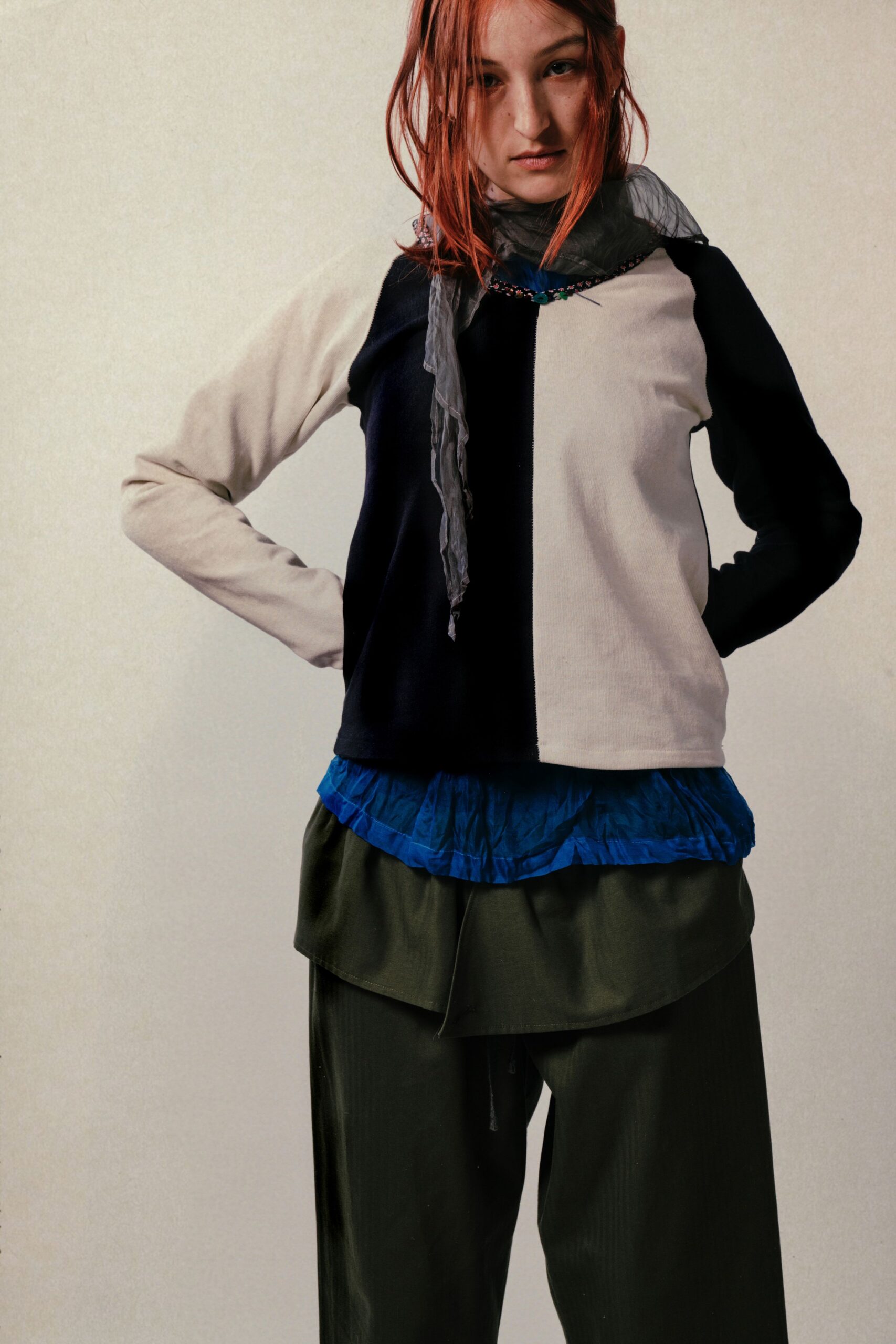 blue cotton sleeveless fitted pleated blouse