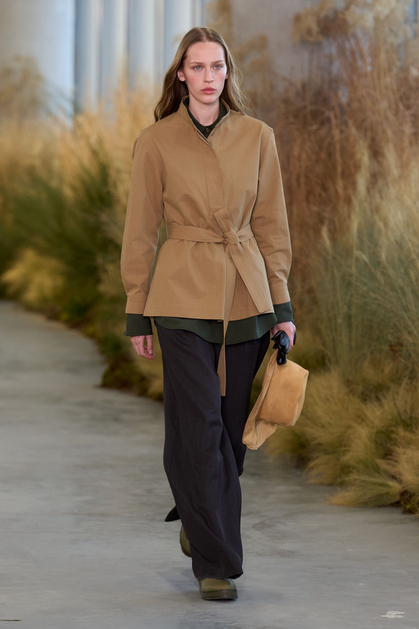 beige cotton long-sleeve collared fitted belted jacket