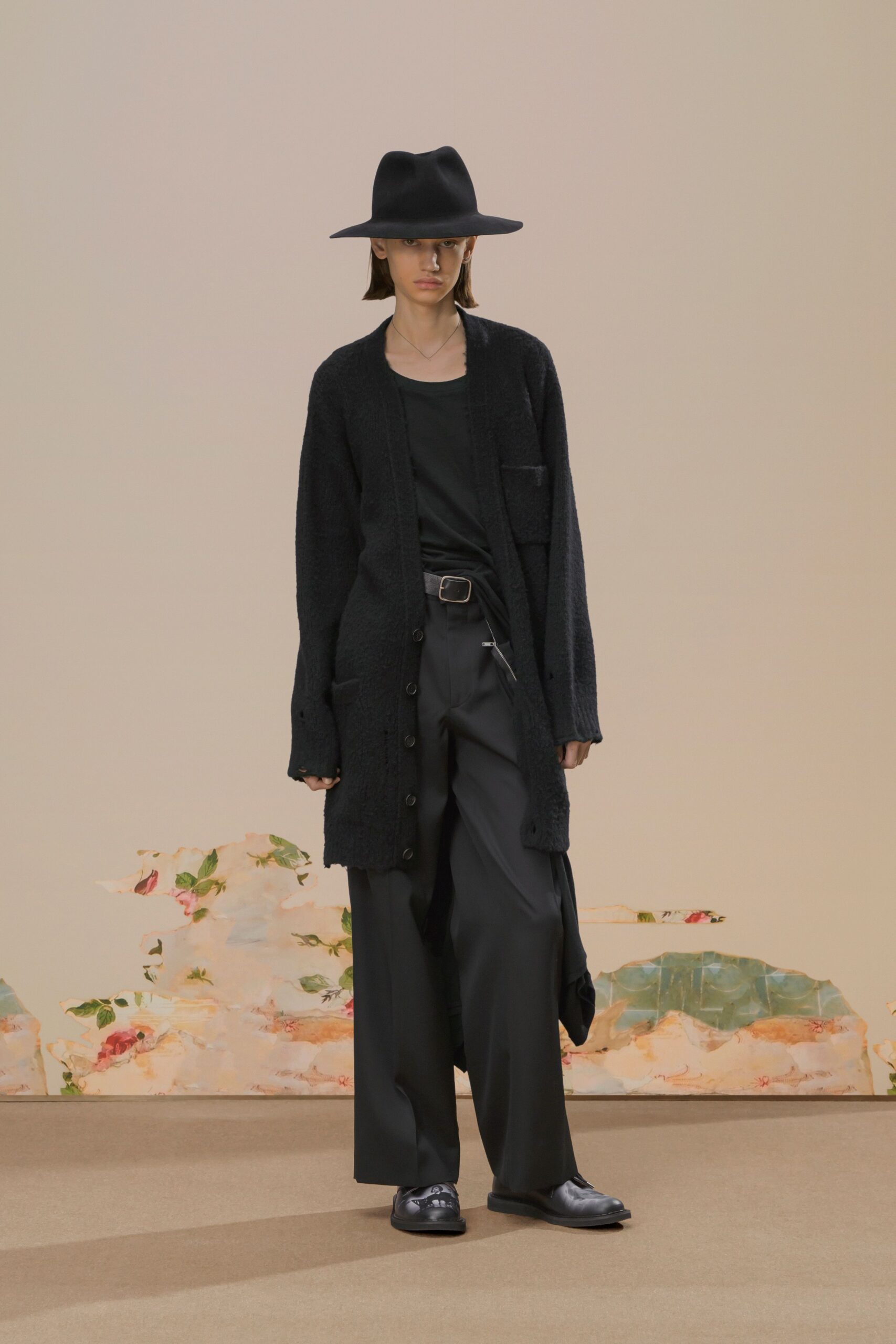 black wool long-sleeve collared relaxed buttoned cardigan