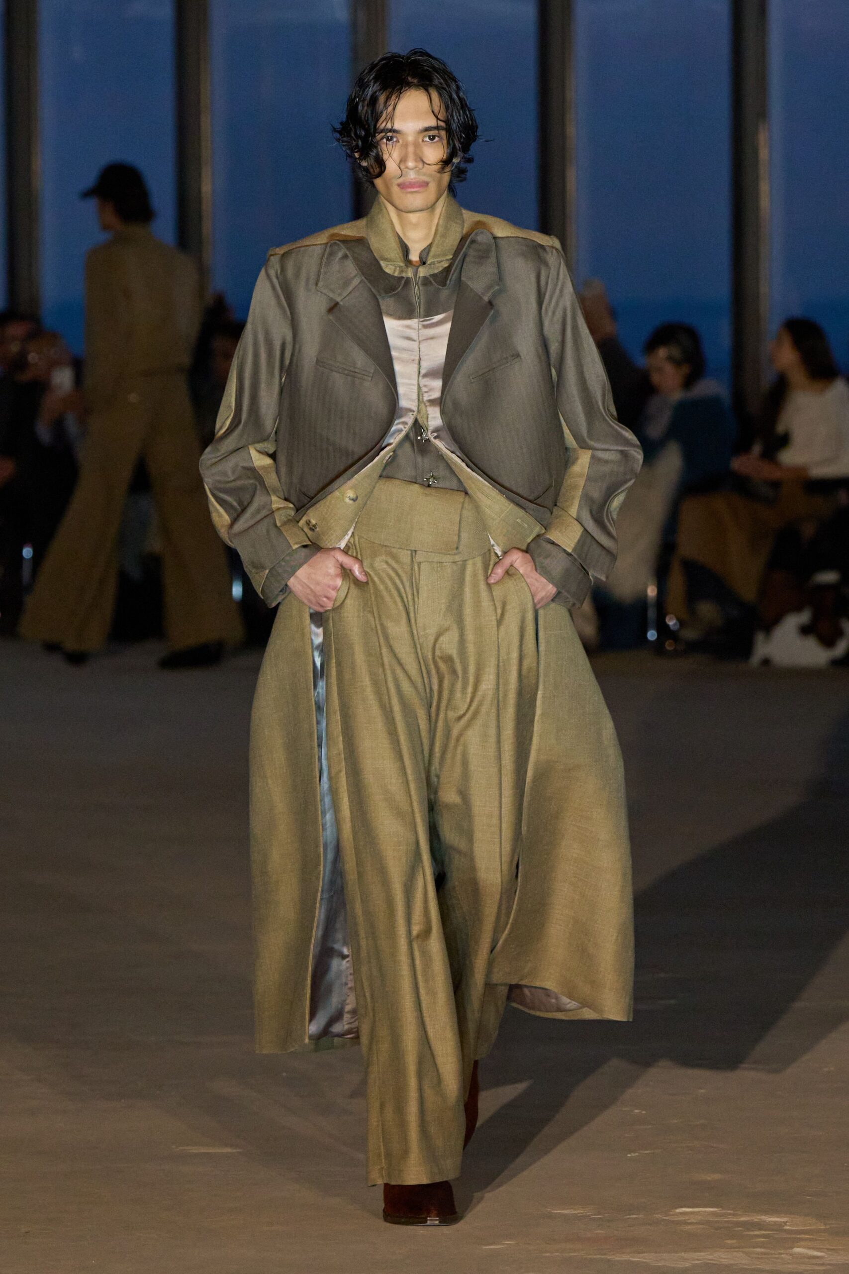 gray wool long-sleeve collared structured buttoned jacket