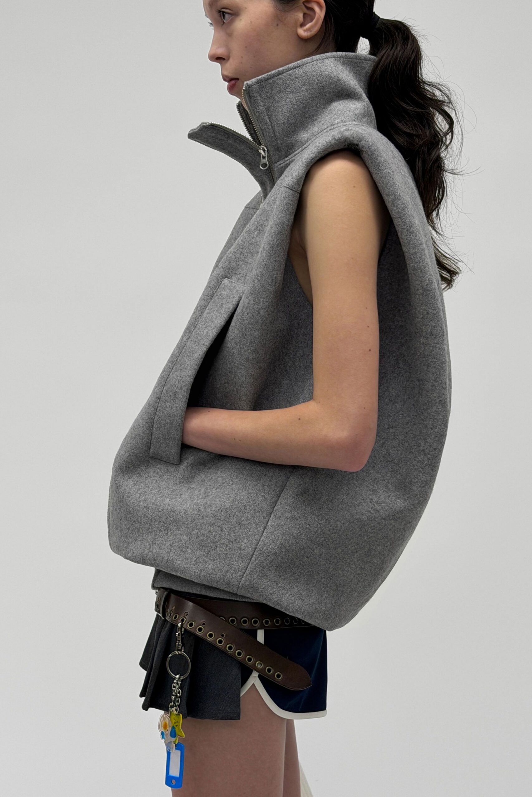 gray wool sleeveless collared oversized zippered vest