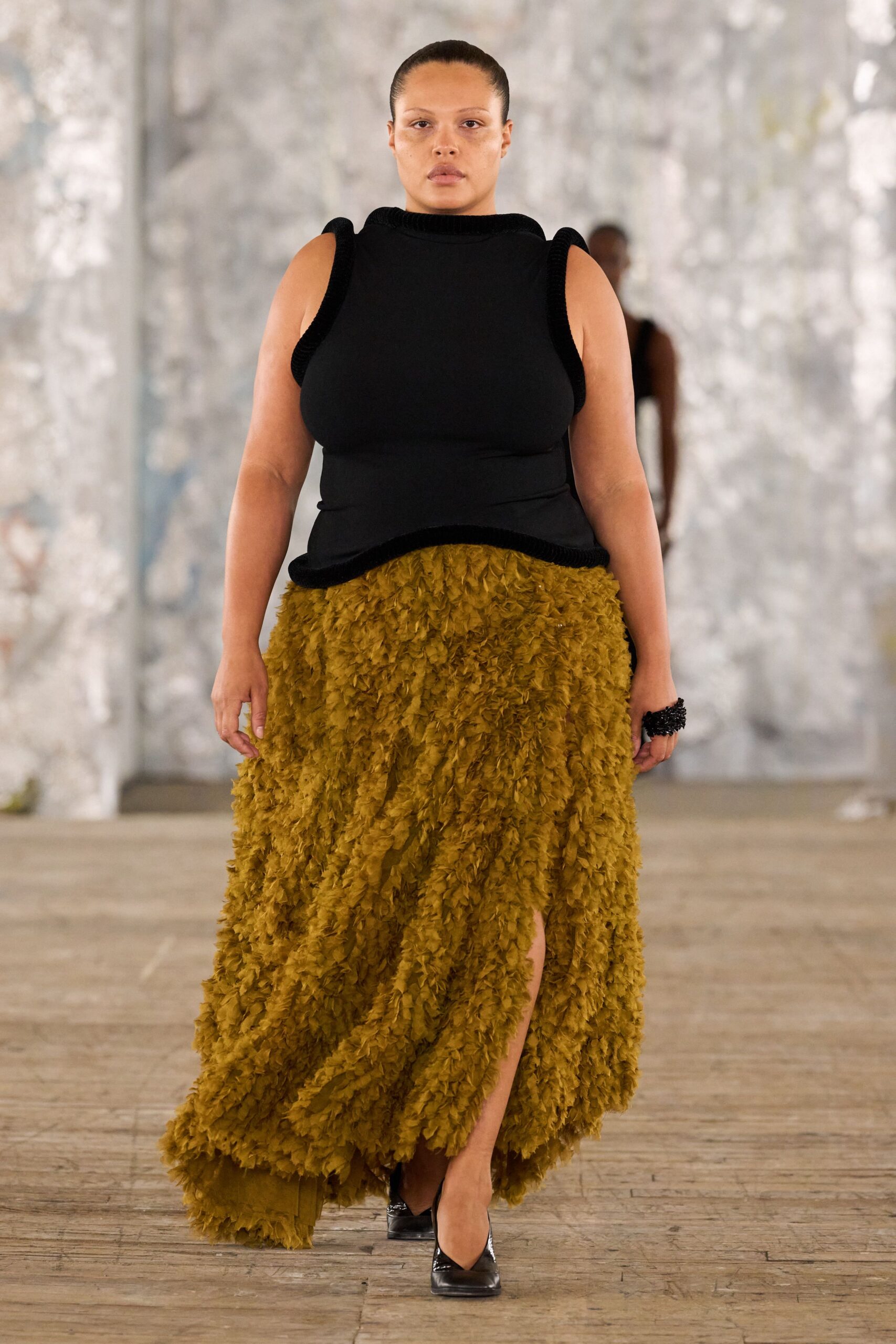 green wool asymmetric slit relaxed ruffled maxi skirt