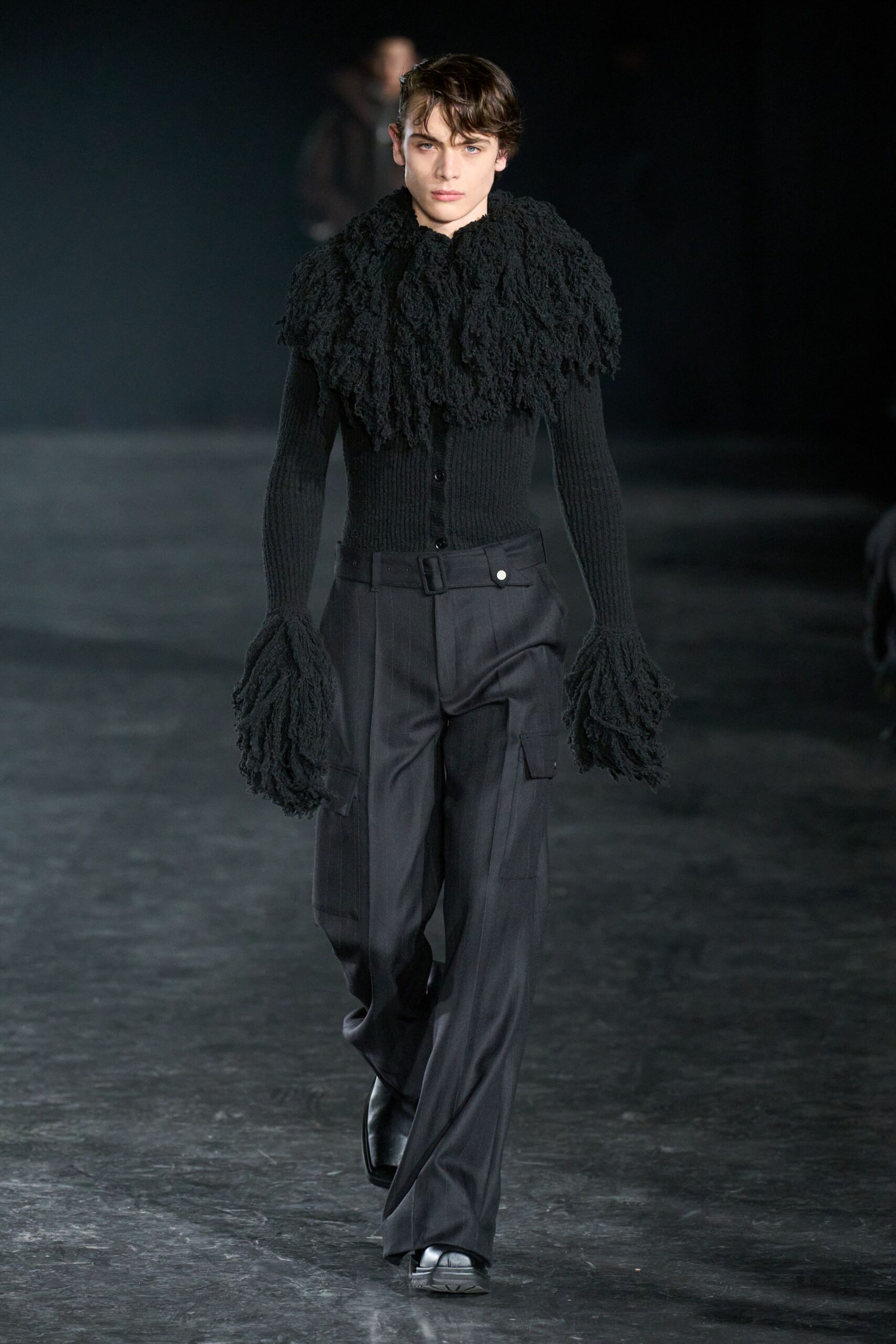 black wool long-sleeve collared fitted ruffled top