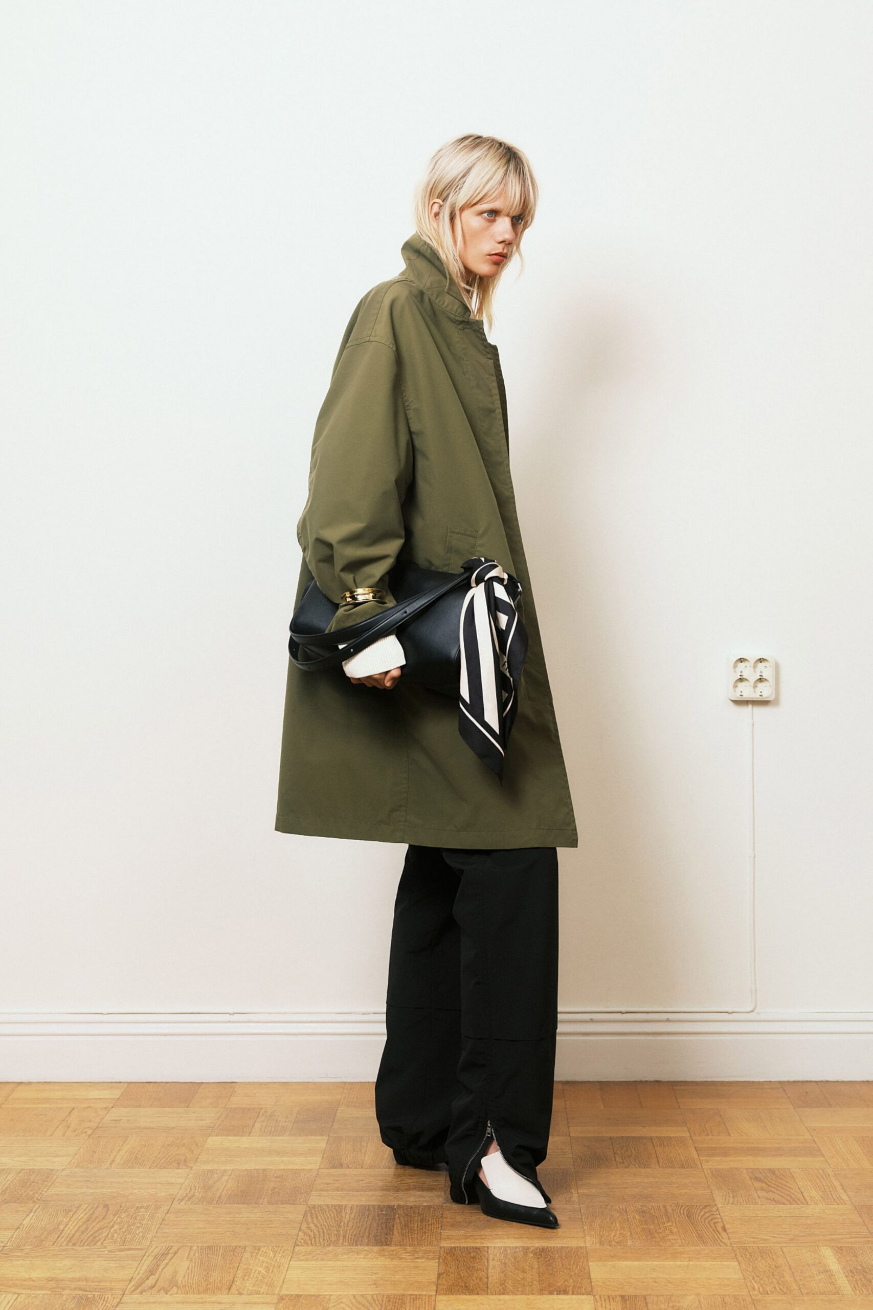 green cotton long-sleeve collared oversized midi coat