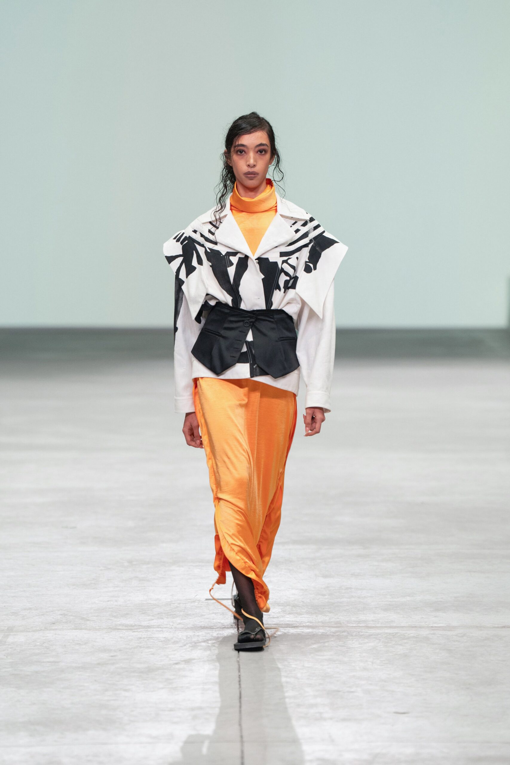 white cotton long-sleeve collared structured printed jacket