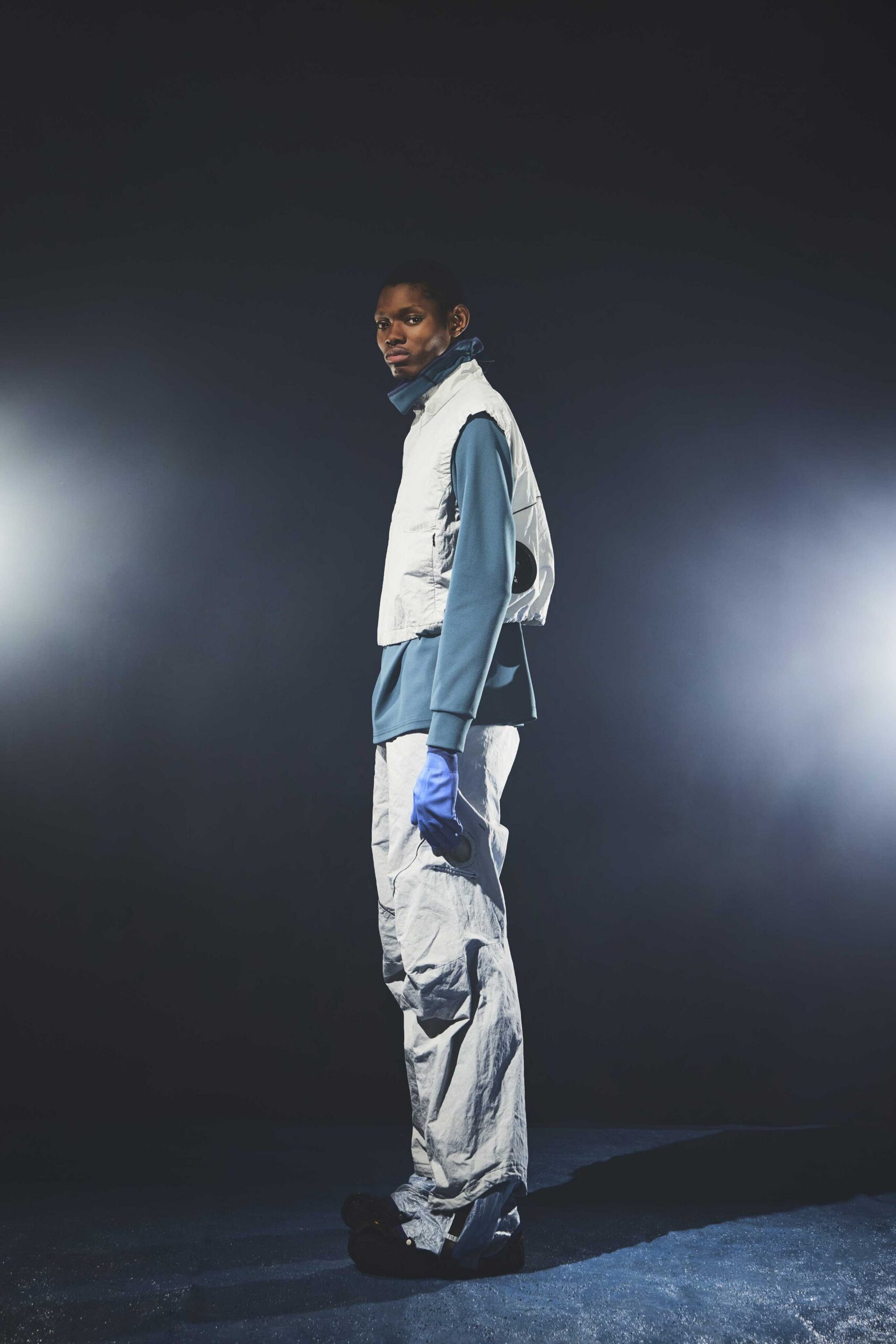 gray cotton relaxed cargo pants