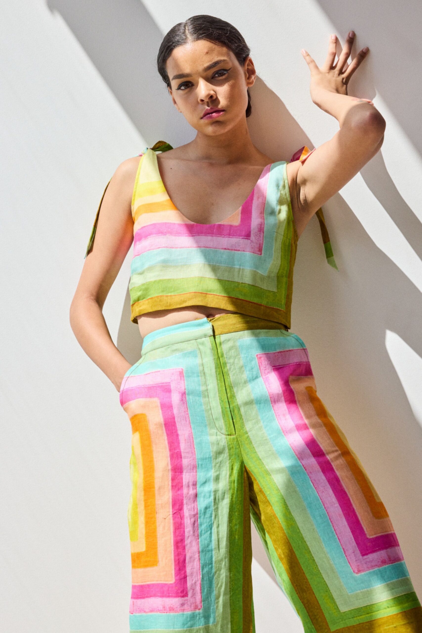 green cotton sleeveless v-neck fitted color-blocked top