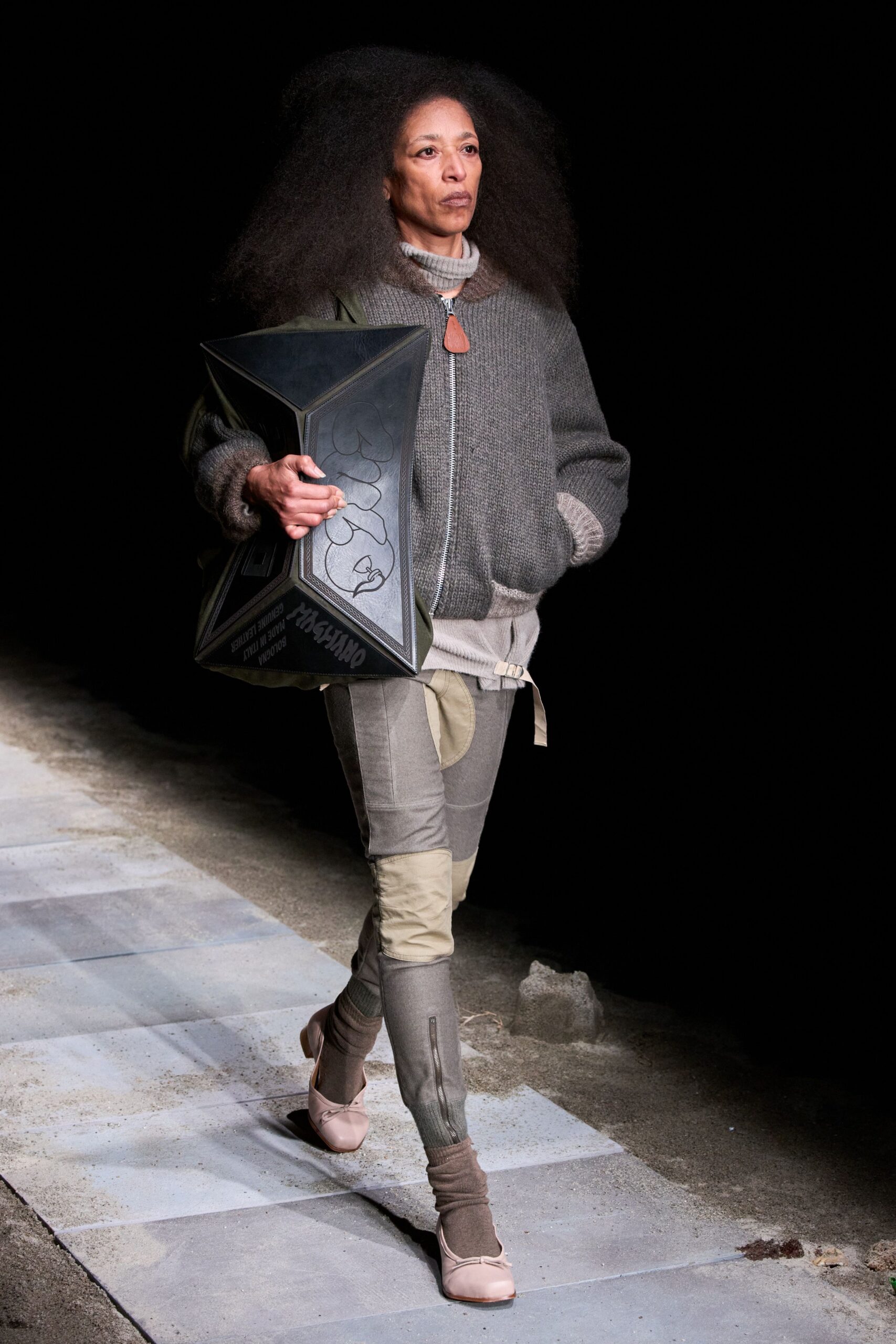 gray wool long-sleeve collared relaxed zippered jacket