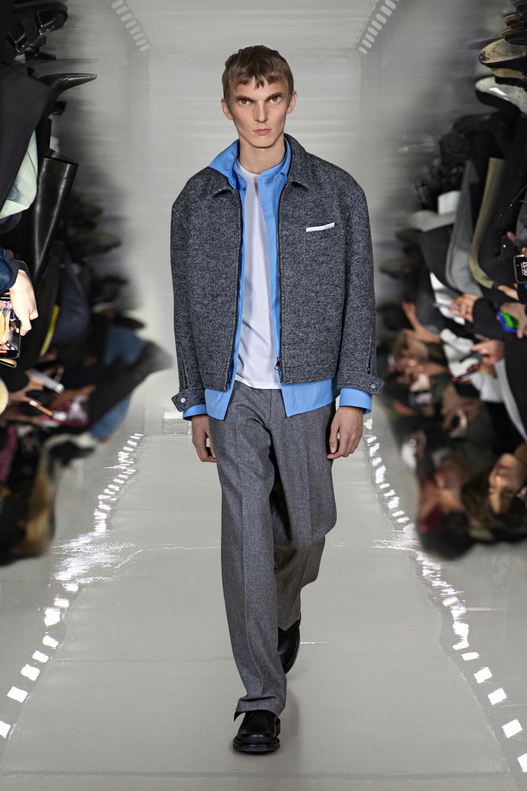 gray wool long-sleeve collared fitted zippered jacket