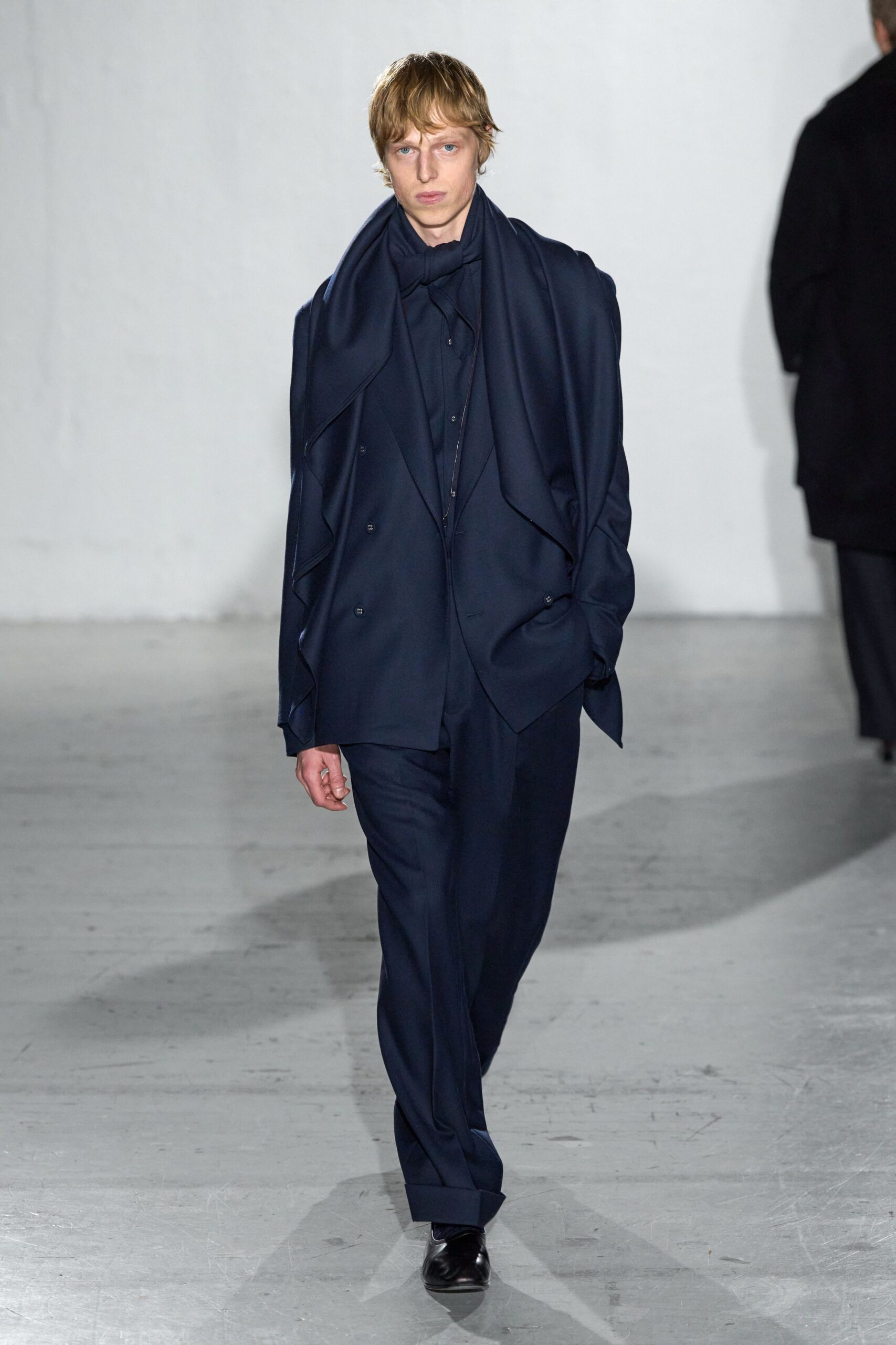 blue wool long-sleeve collared tailored layered suit