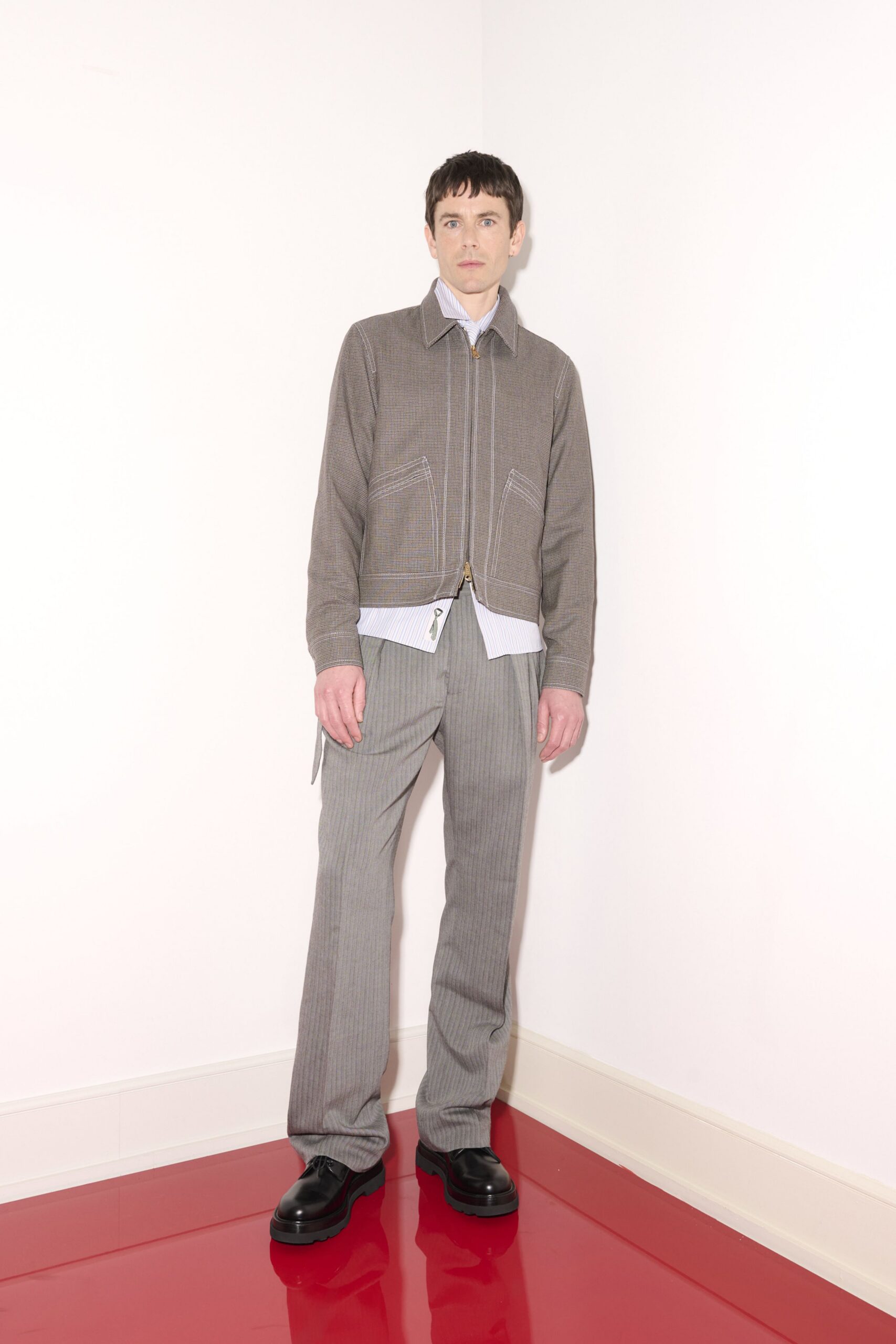 gray cotton long-sleeve collared fitted zippered buttoned jacket