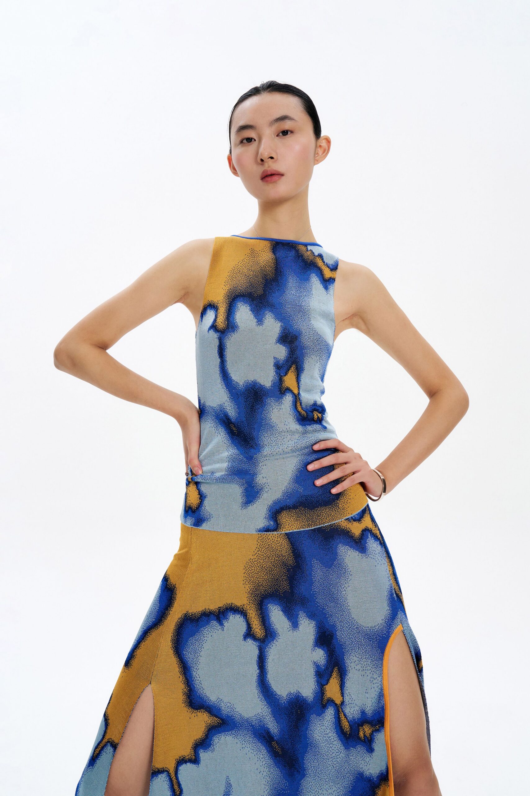 blue and yellow sleeveless midi dress