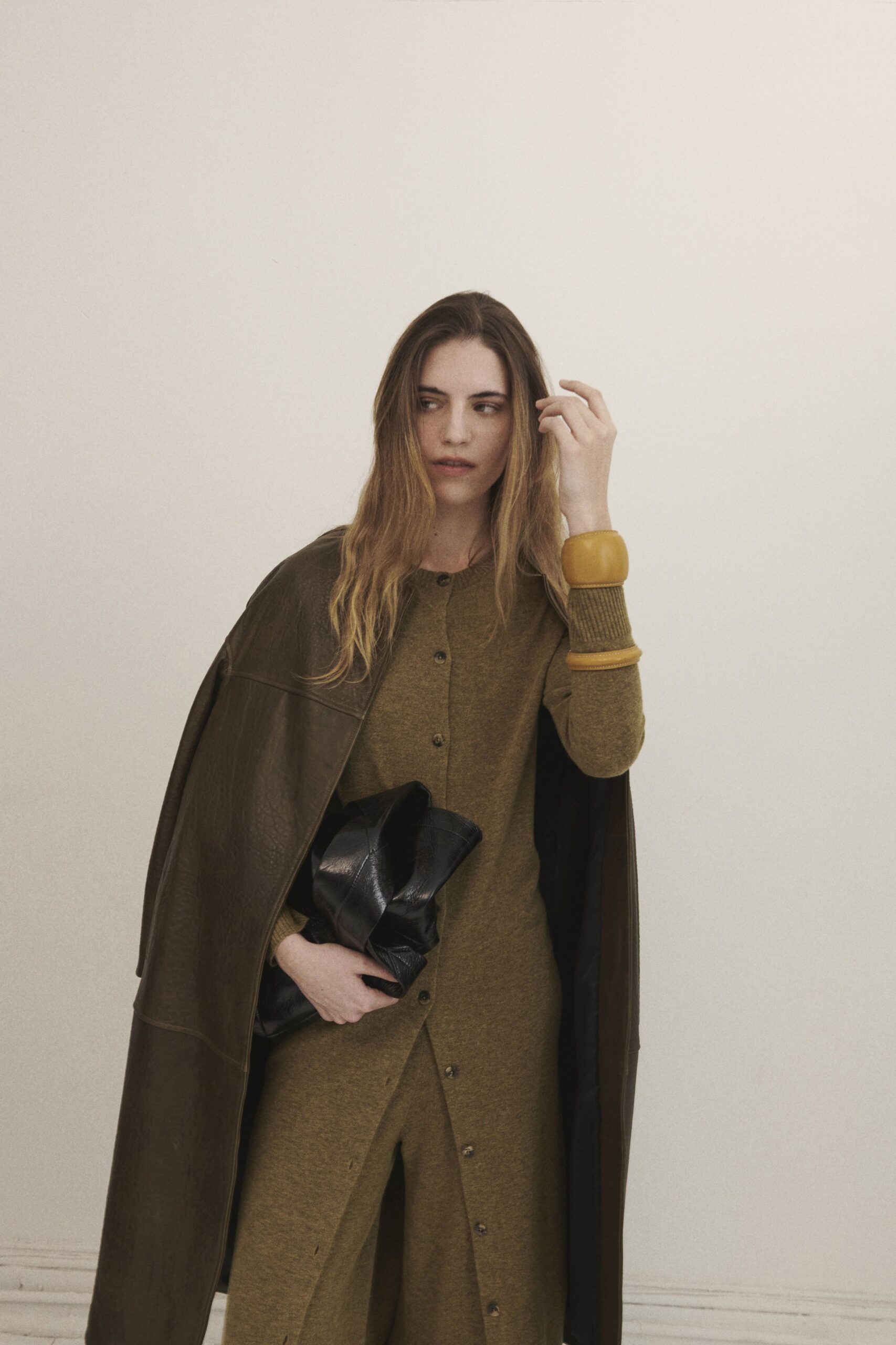 green wool long-sleeve collared fitted buttoned midi dress