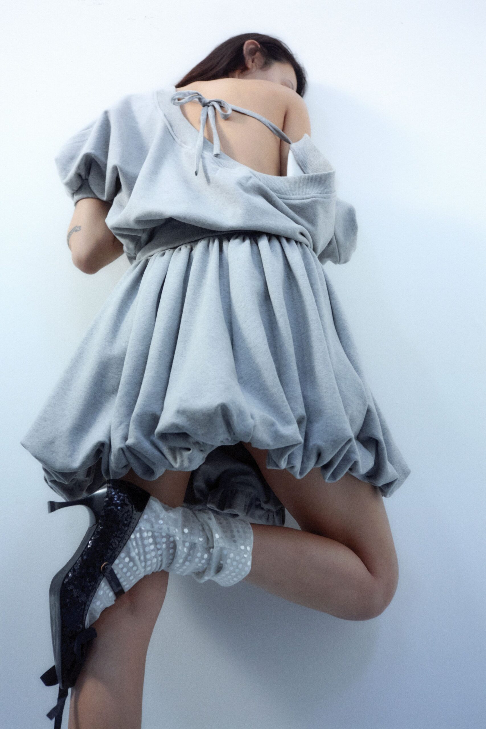 gray relaxed mini dress with boots