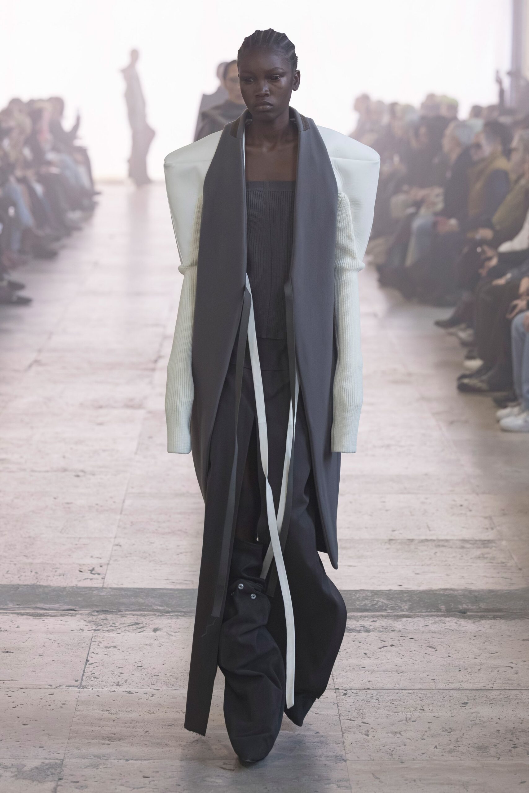black cotton long-sleeve collared fitted layered jacket
