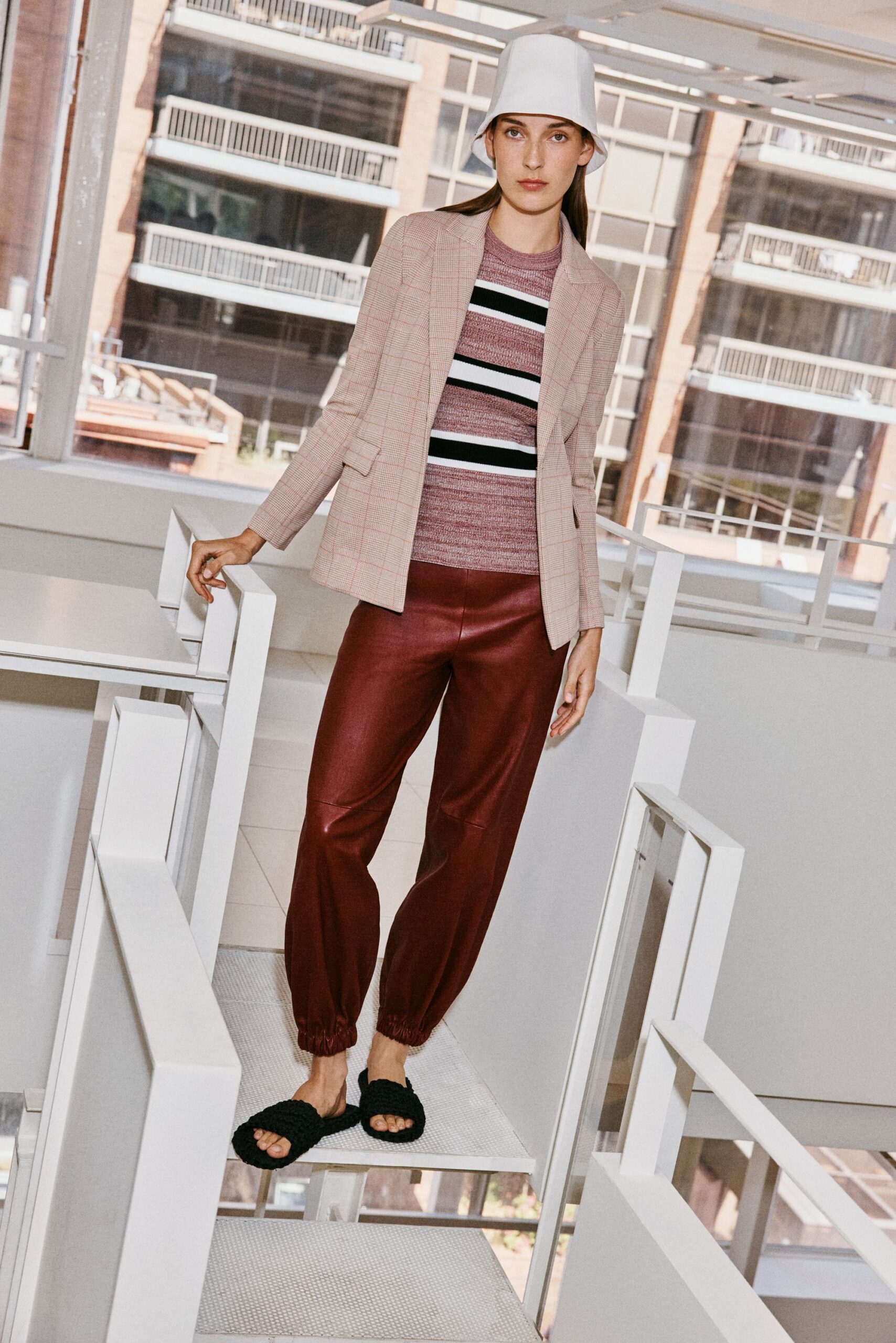 pink cotton short-sleeve collared fitted striped top
