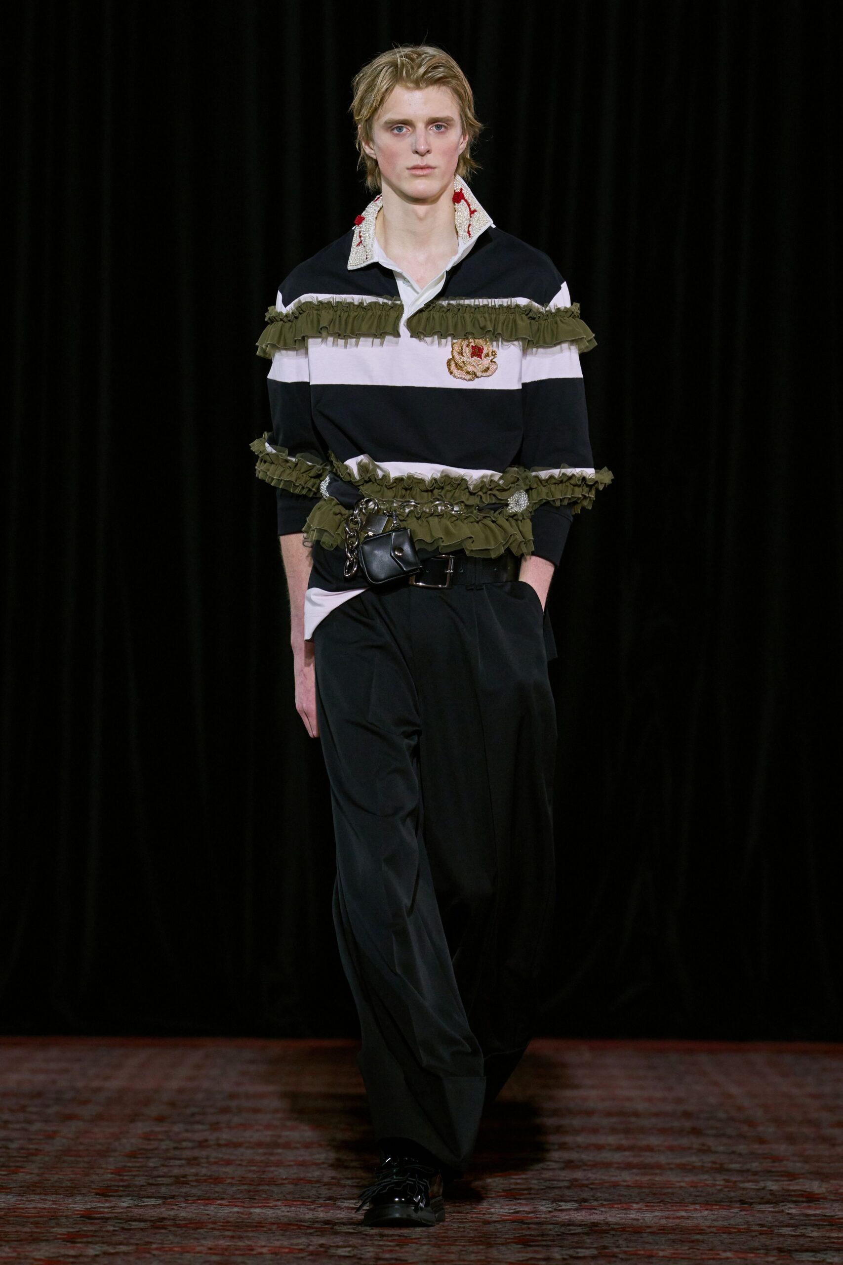 relaxed black and white shirt with ruffles
