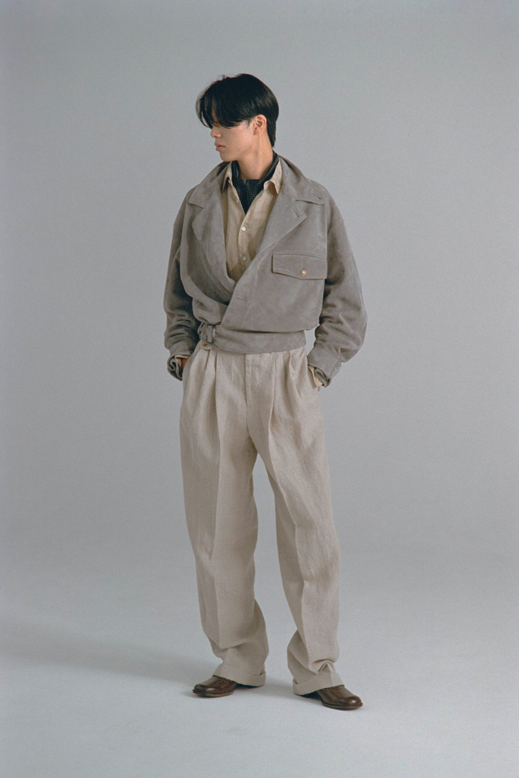 gray suede long-sleeve collared relaxed zippered jacket