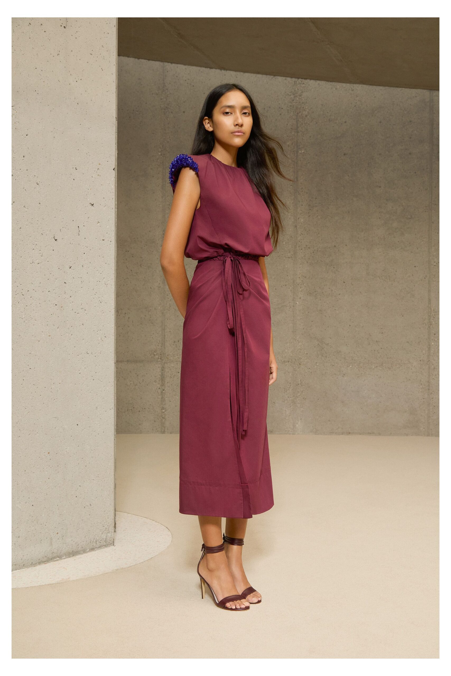 maroon cotton sleeveless high-neck fitted belted midi dress