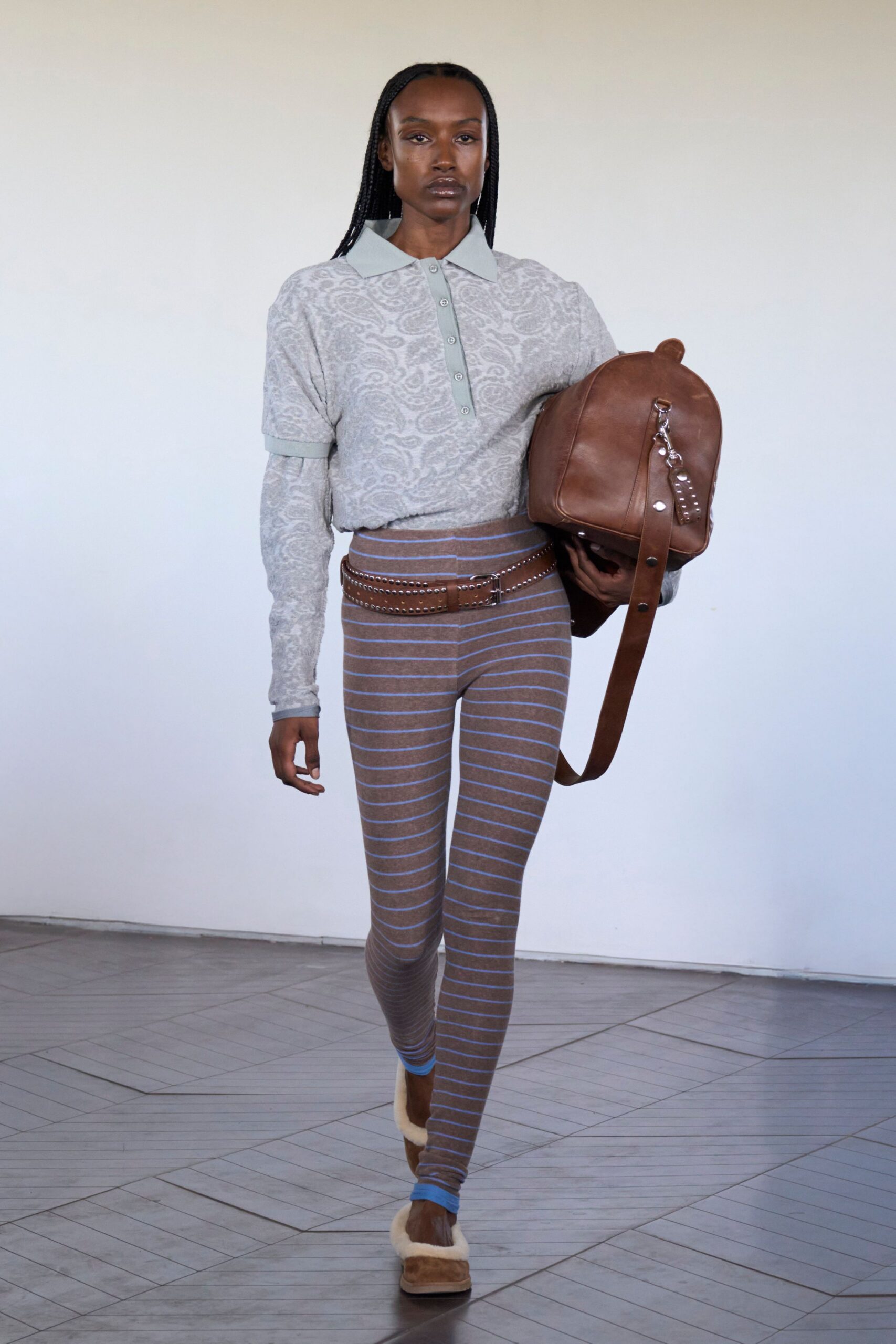 gray cotton long-sleeve collared fitted printed shirt