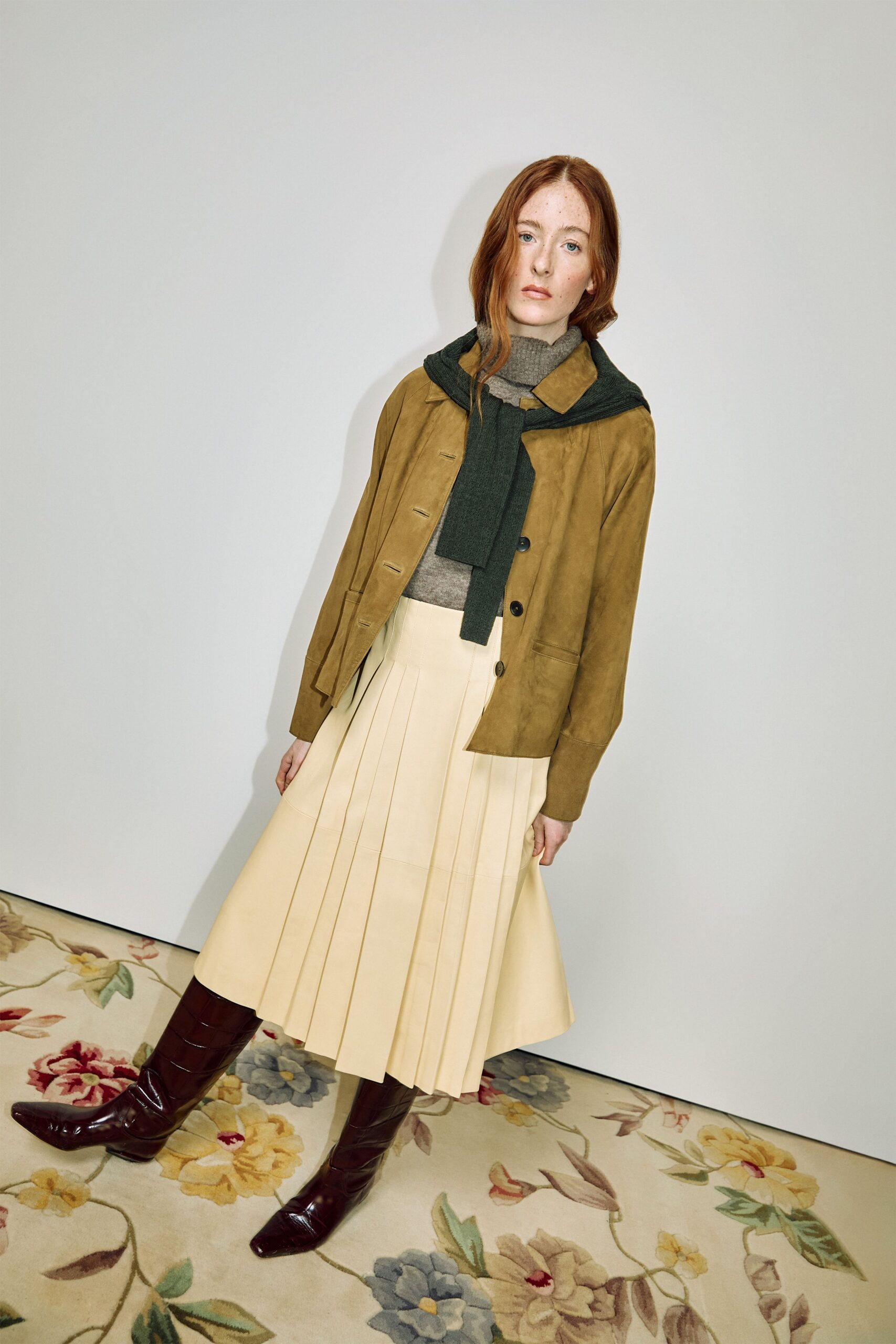 brown suede long-sleeve collared fitted buttoned jacket