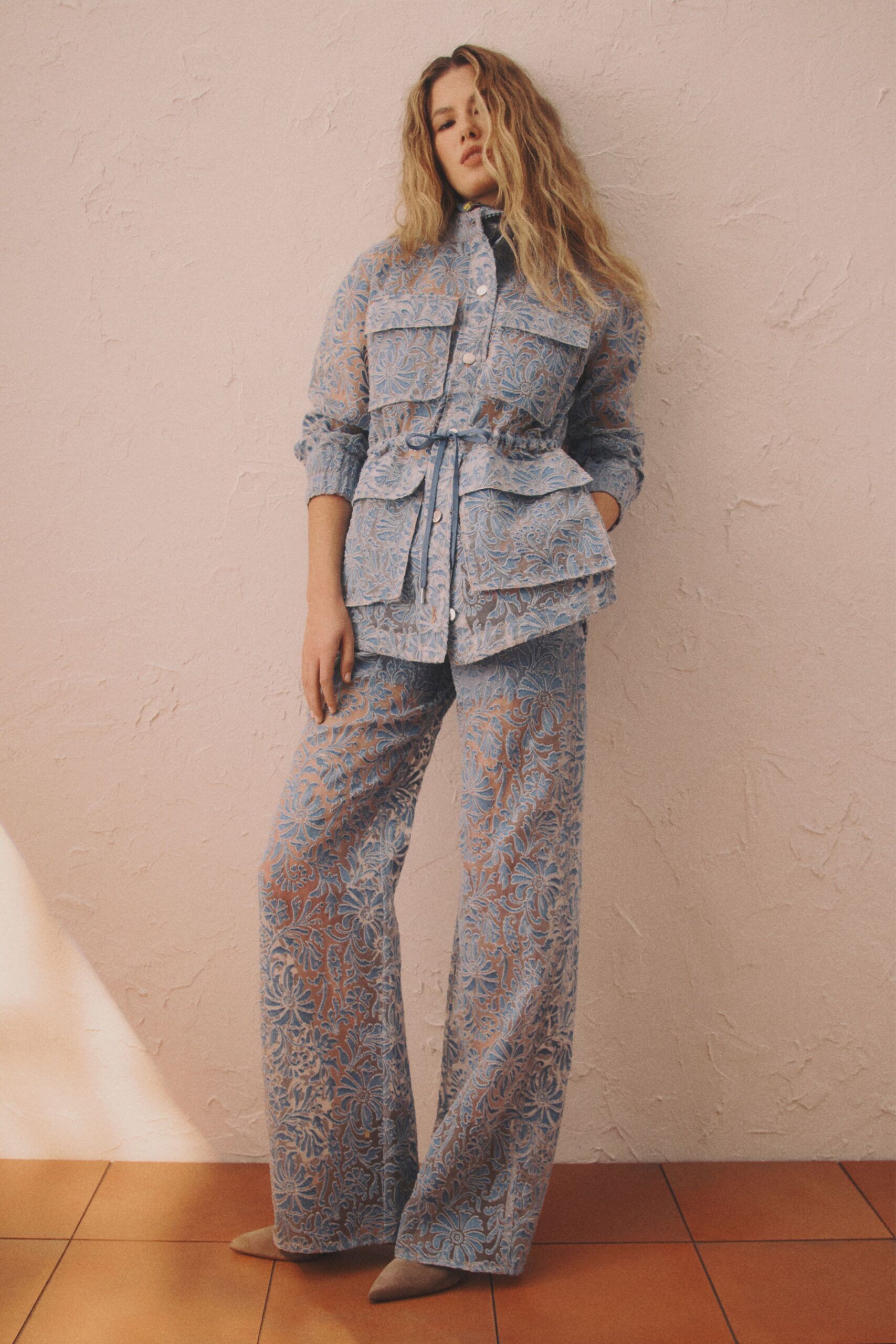 blue cotton long-sleeve collared relaxed embroidered jacket
