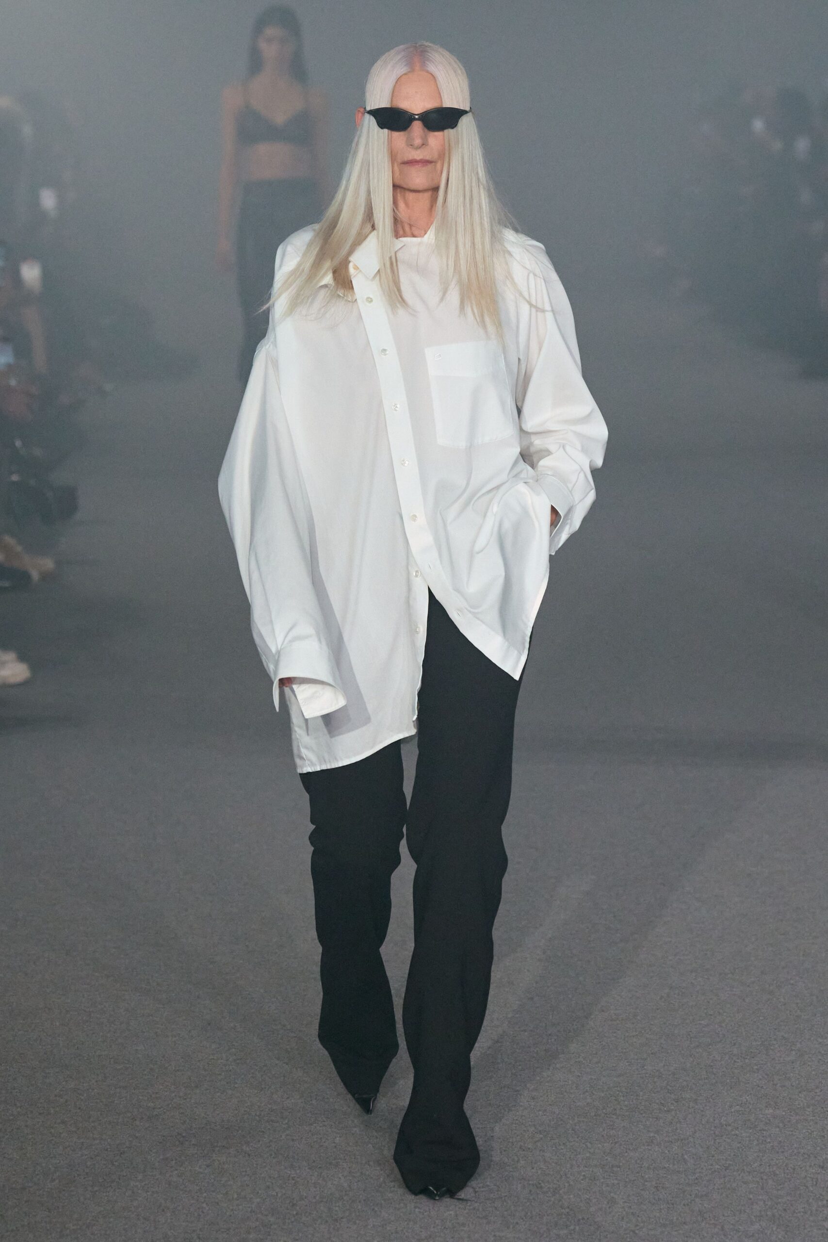 oversized white shirt black pants