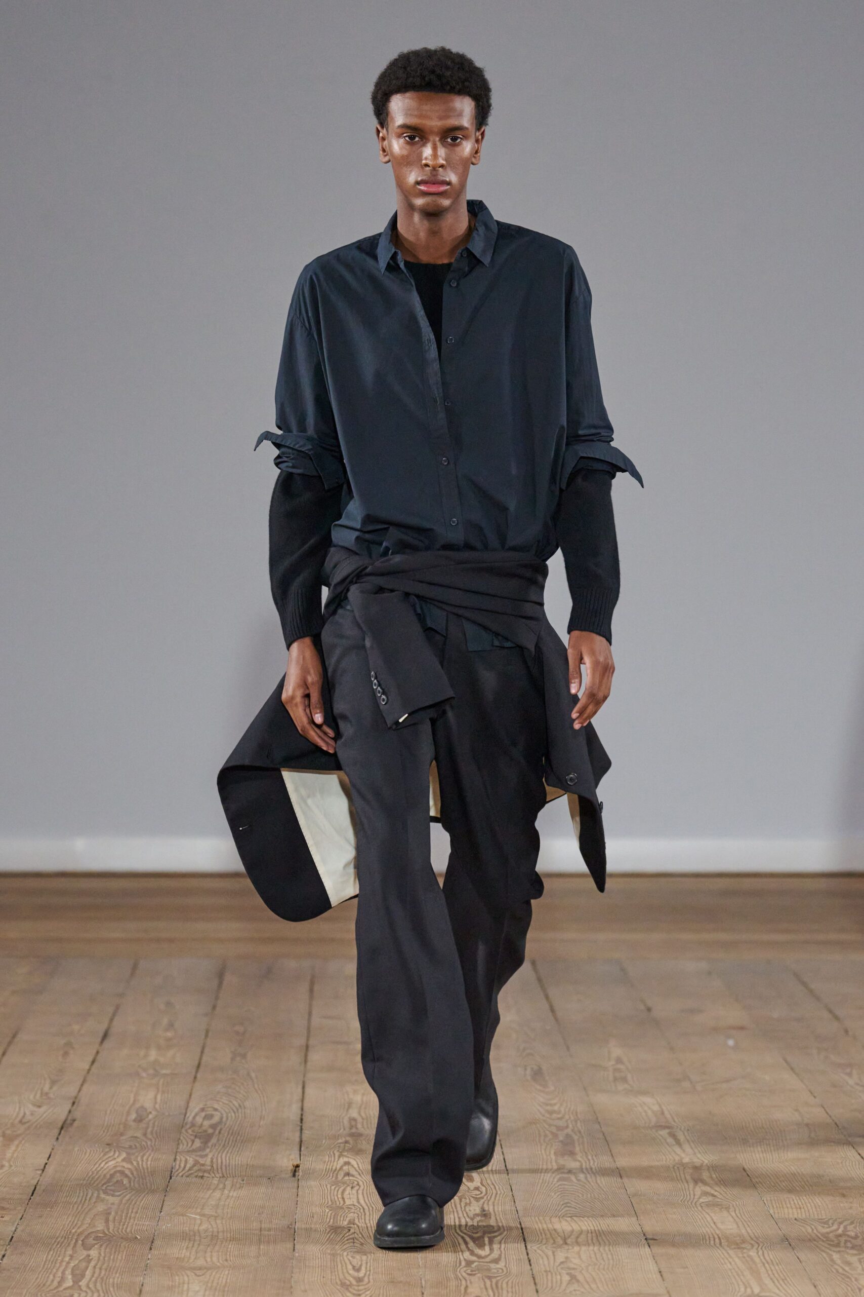 black cotton fitted straight-leg pants