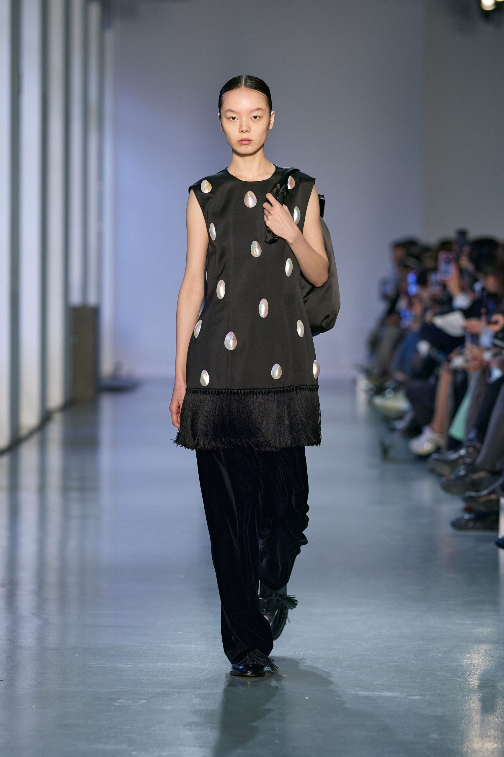 black relaxed sleeveless dress