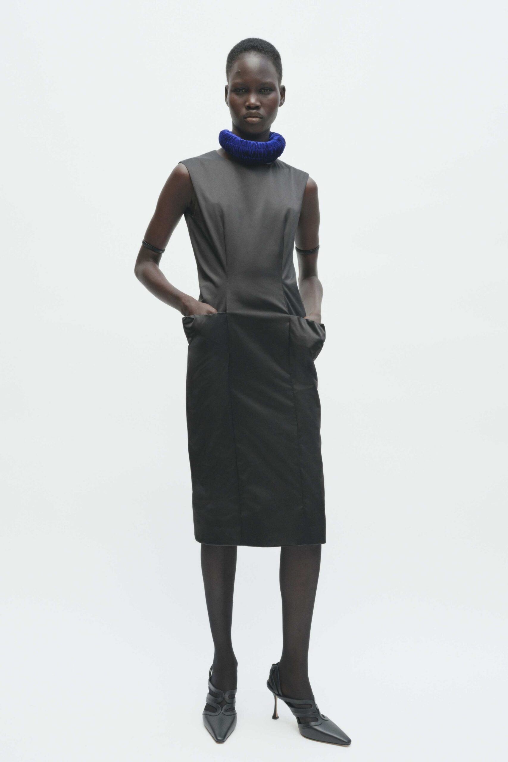 black fitted midi dress