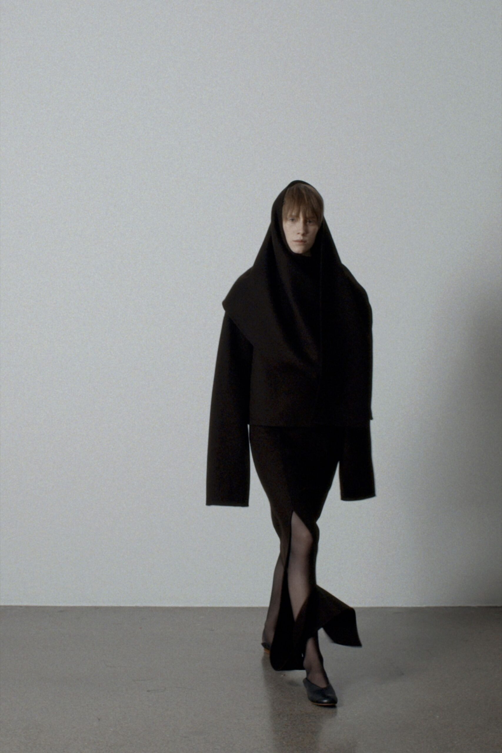black wool long-sleeve hooded fitted midi dress