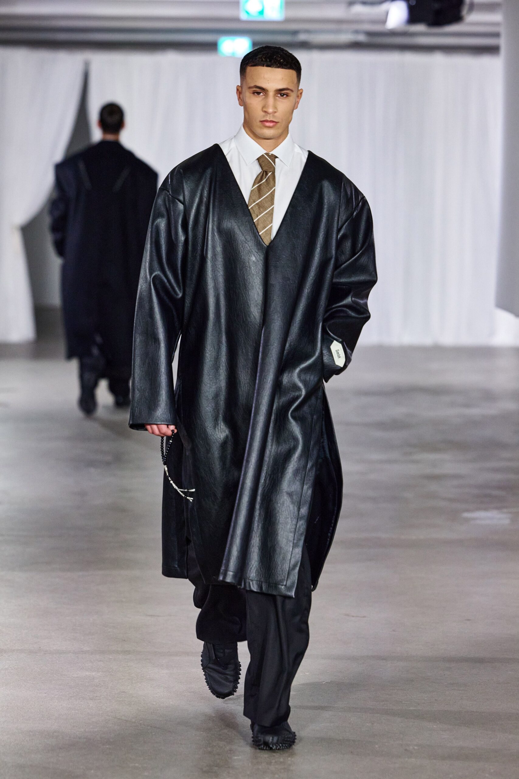 black leather long-sleeve v-neck oversized coat