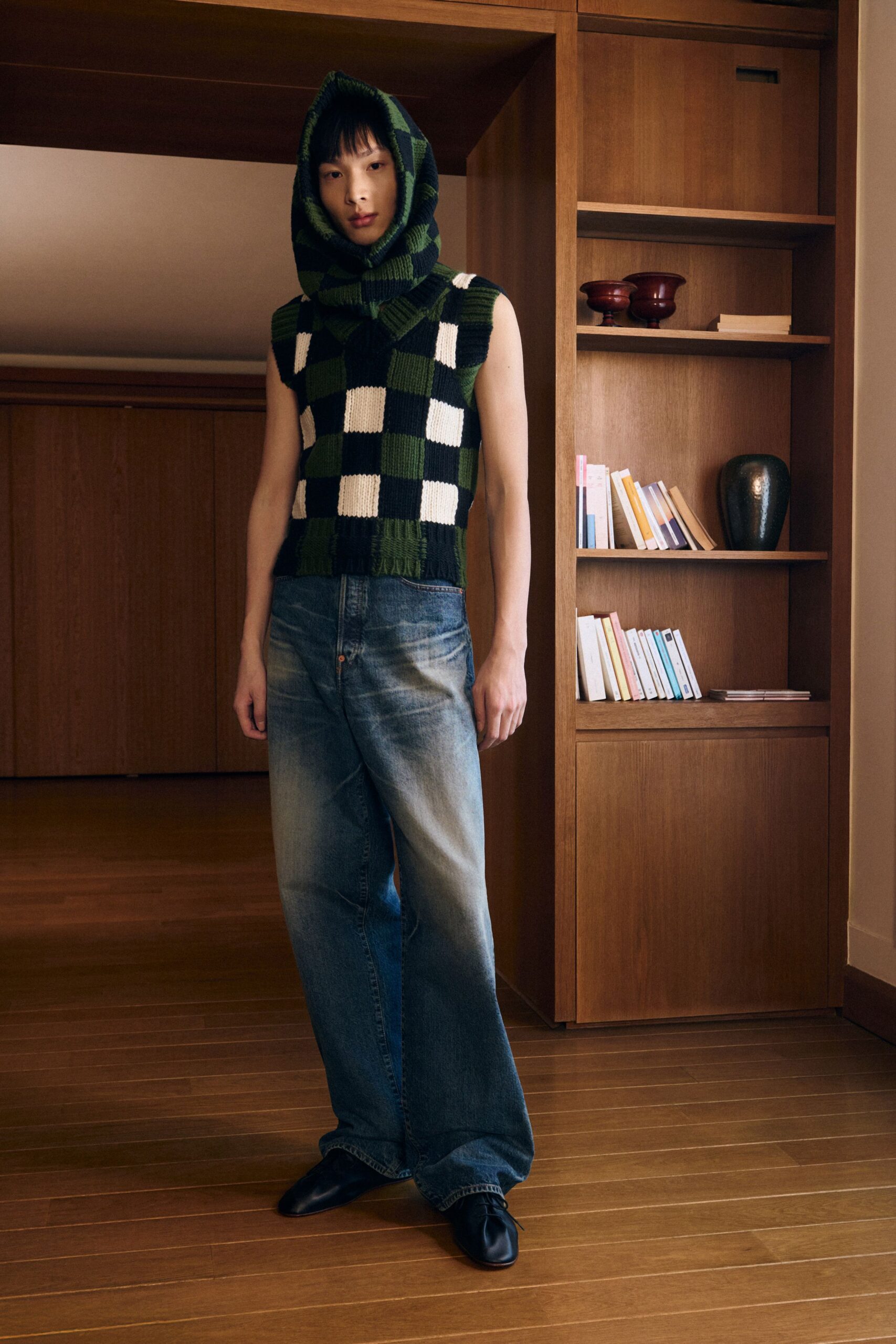 green cotton sleeveless hooded fitted checked top
