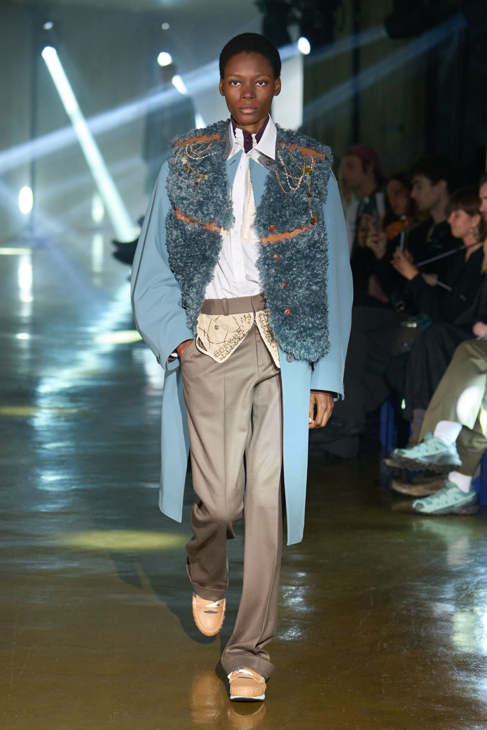 blue wool long-sleeve collared relaxed layered coat