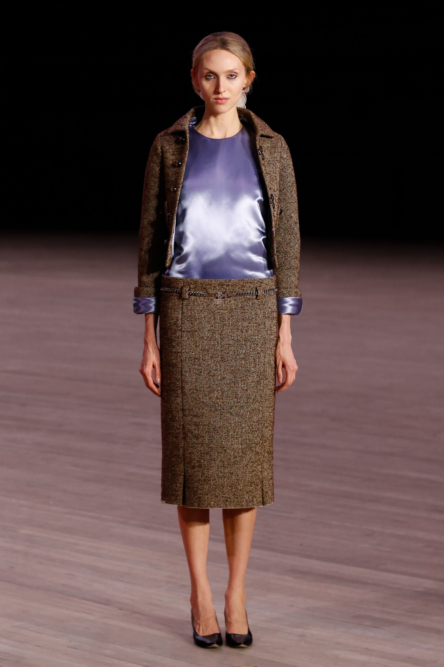 brown tweed long-sleeve collared tailored buttoned jacket