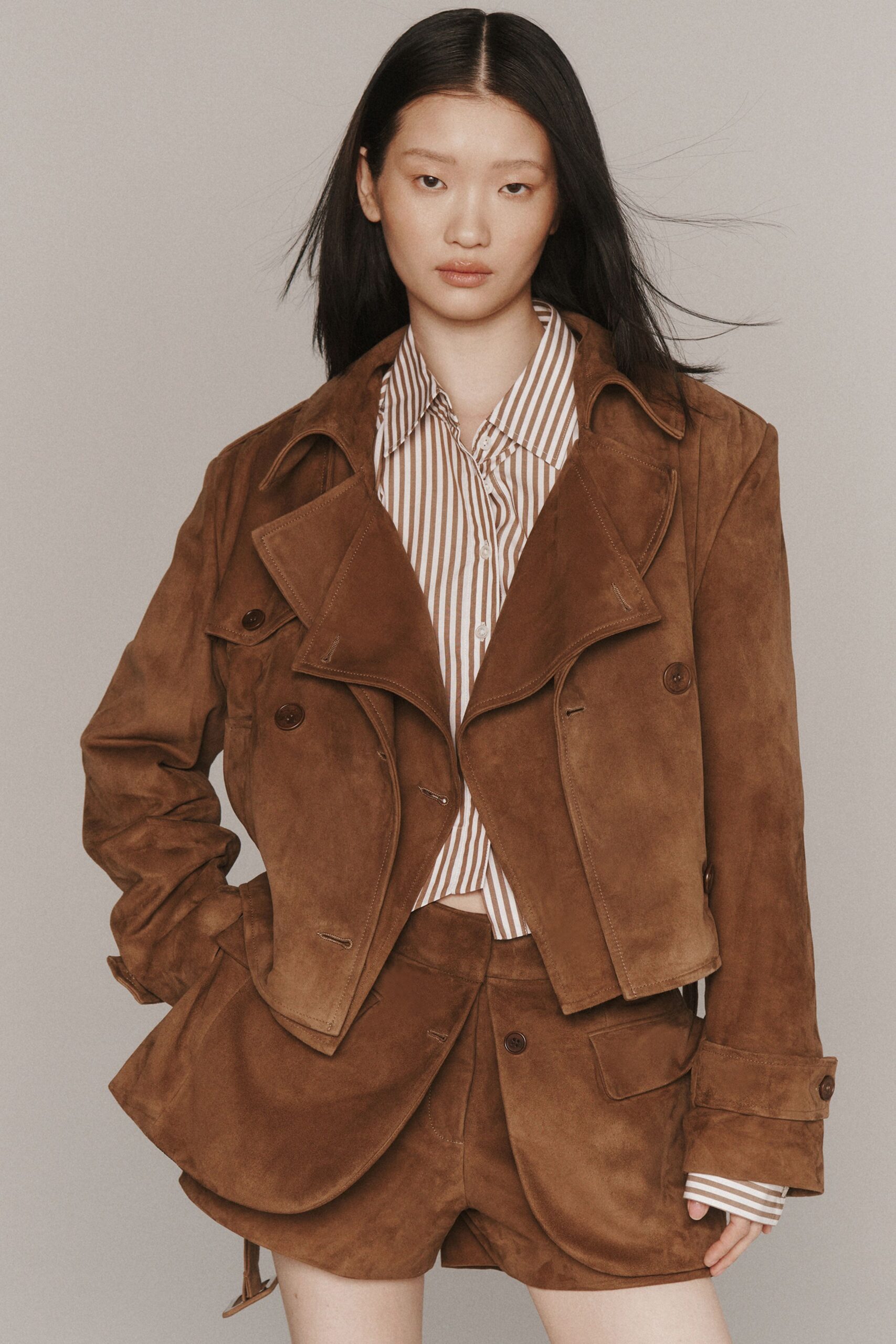 brown suede long-sleeve collared fitted buttoned jacket