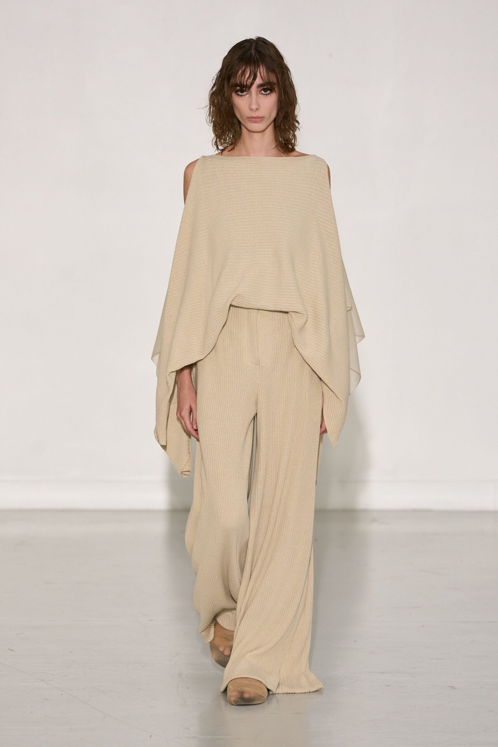 beige cotton sleeveless off-shoulder relaxed layered poncho