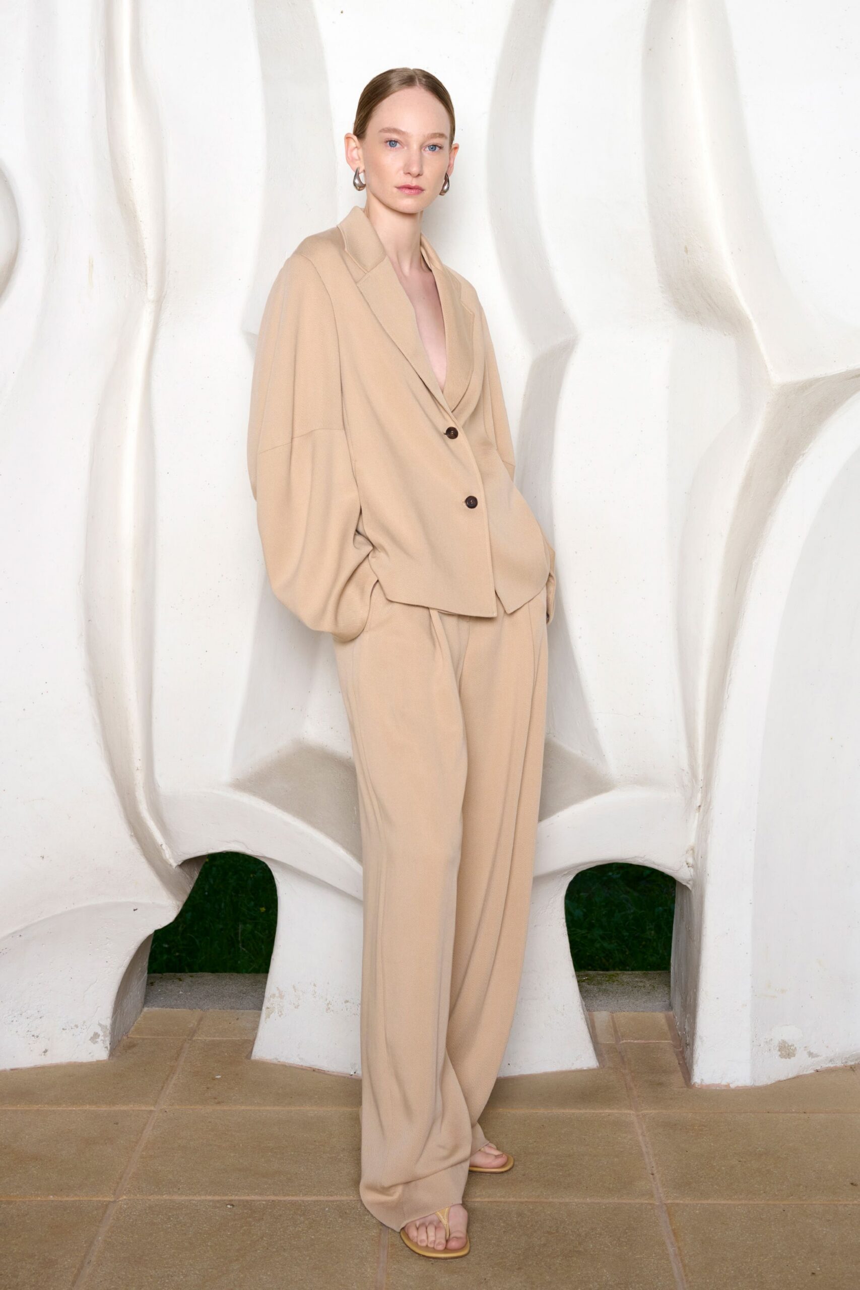beige cotton long-sleeve v-neck oversized buttoned blazer