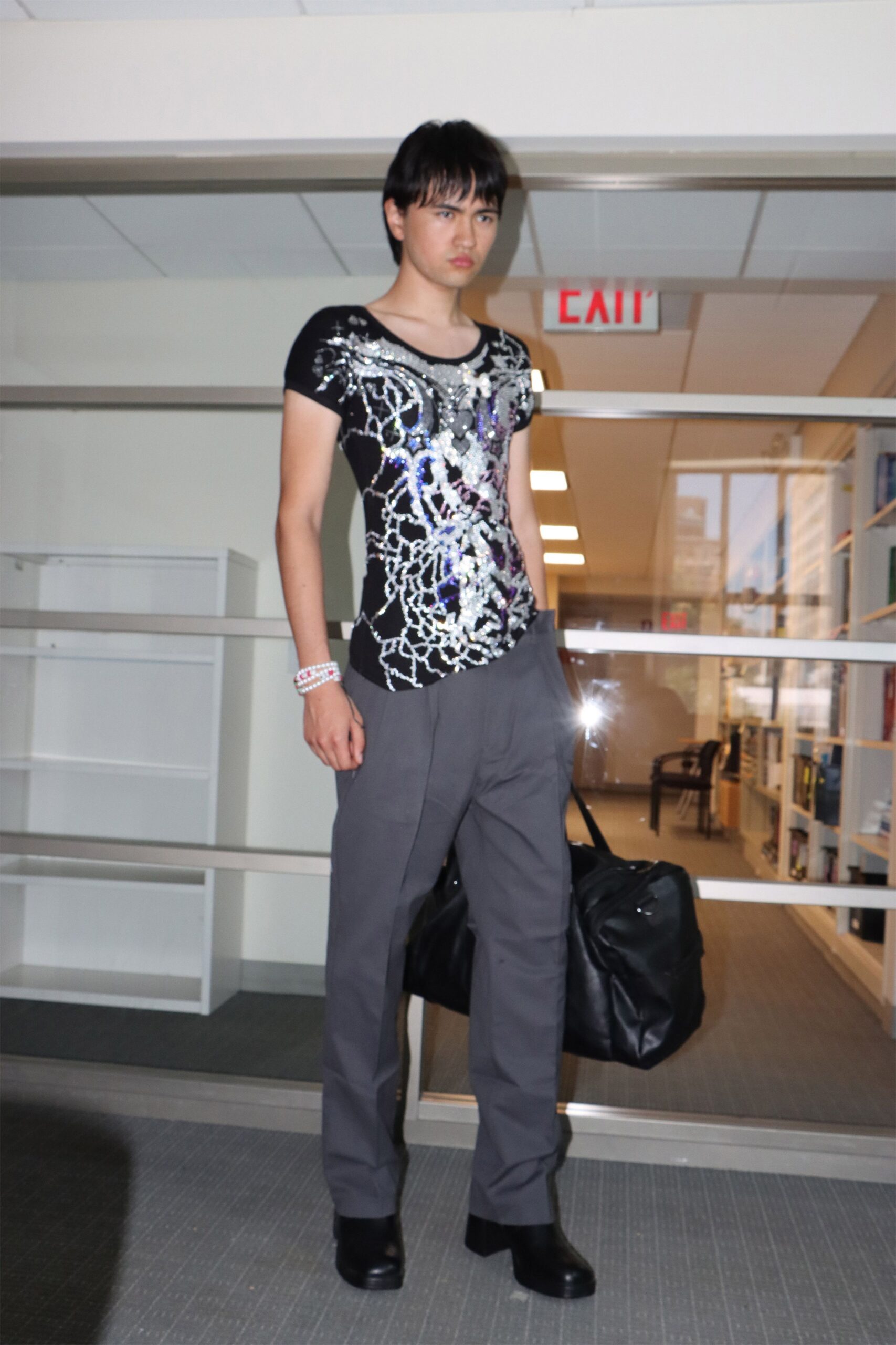 black sequin short-sleeve scoop-neck fitted embellished shiny top