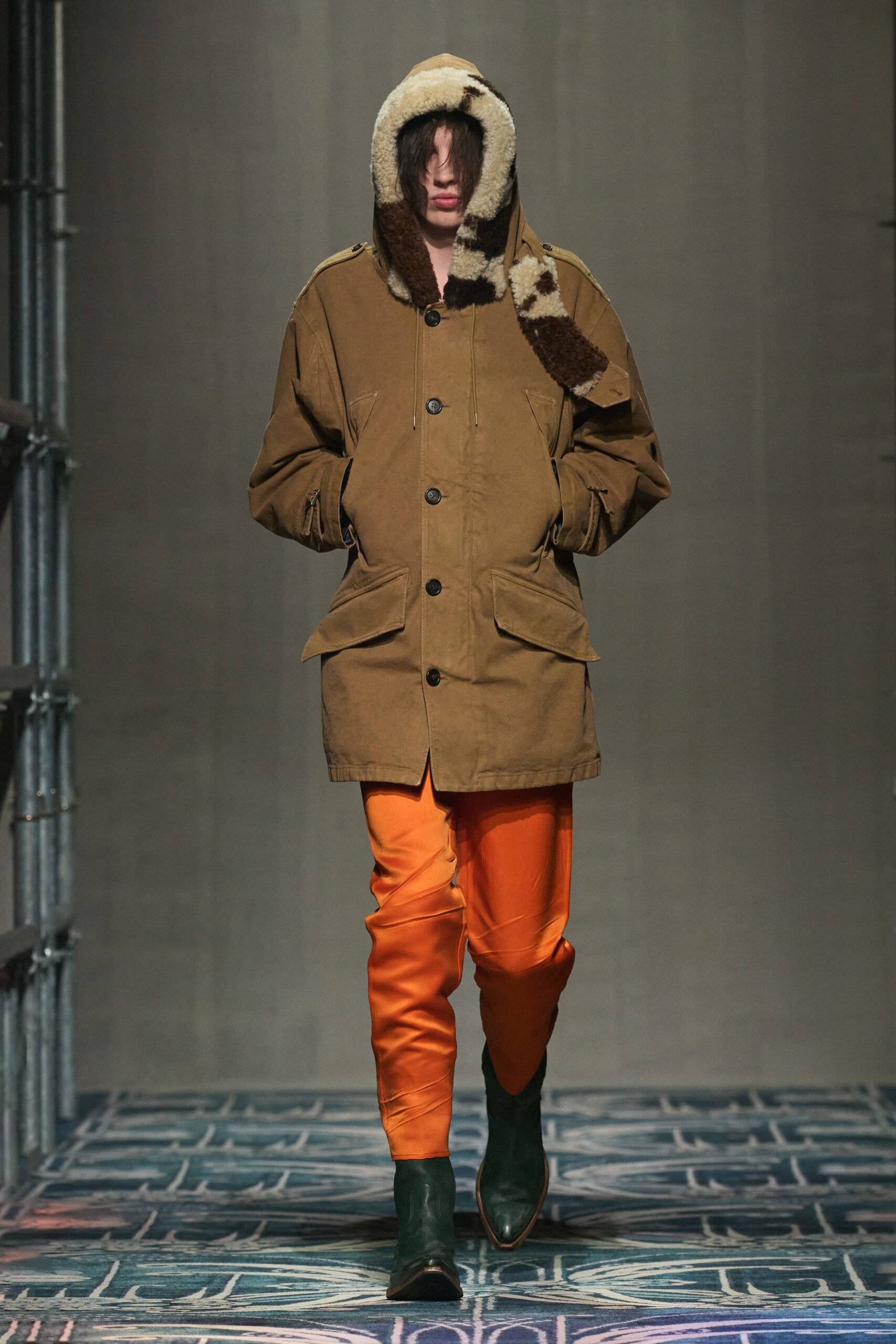 brown cotton long-sleeve collared relaxed pockets parka
