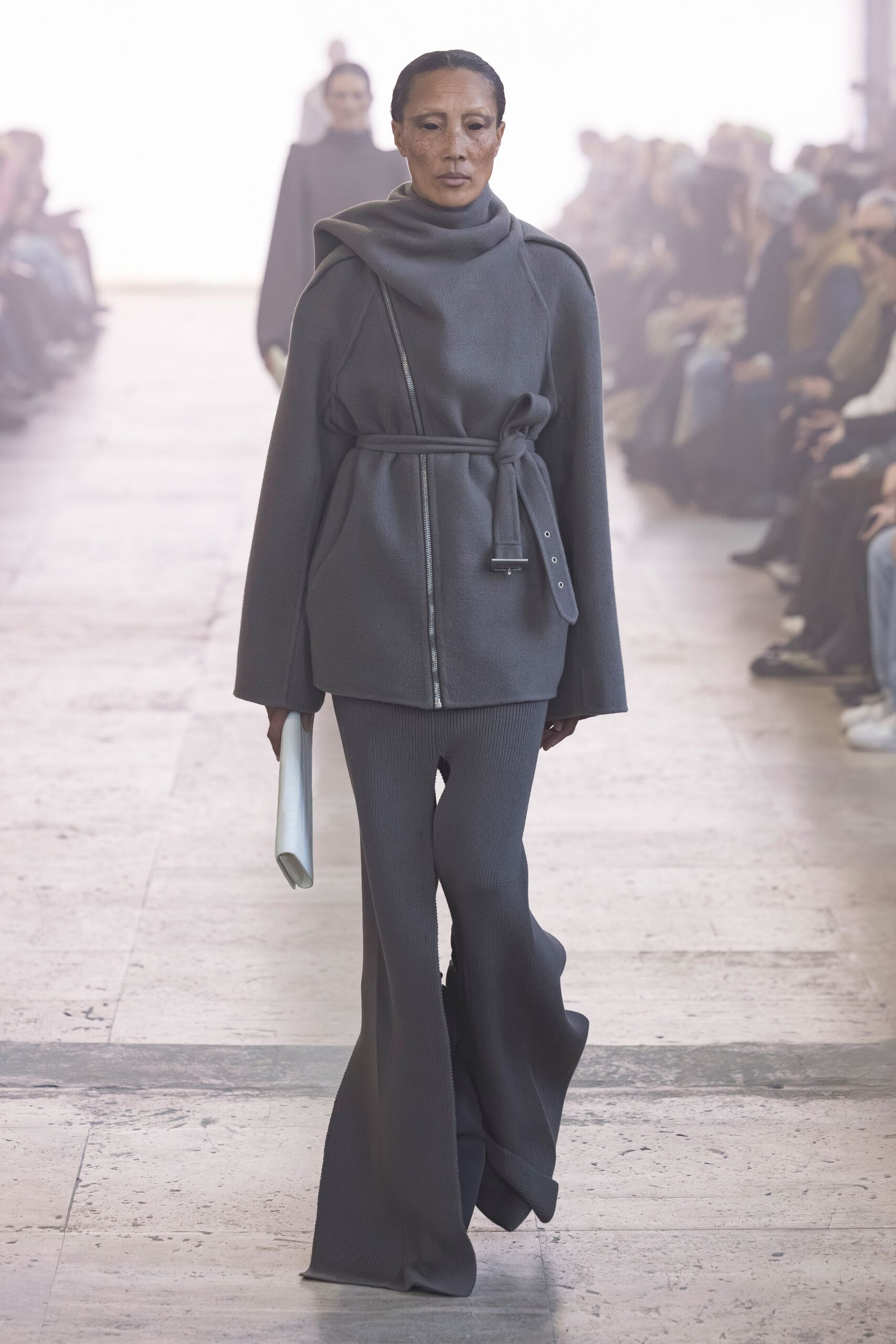 gray wool long-sleeve collared relaxed zippered belted jacket